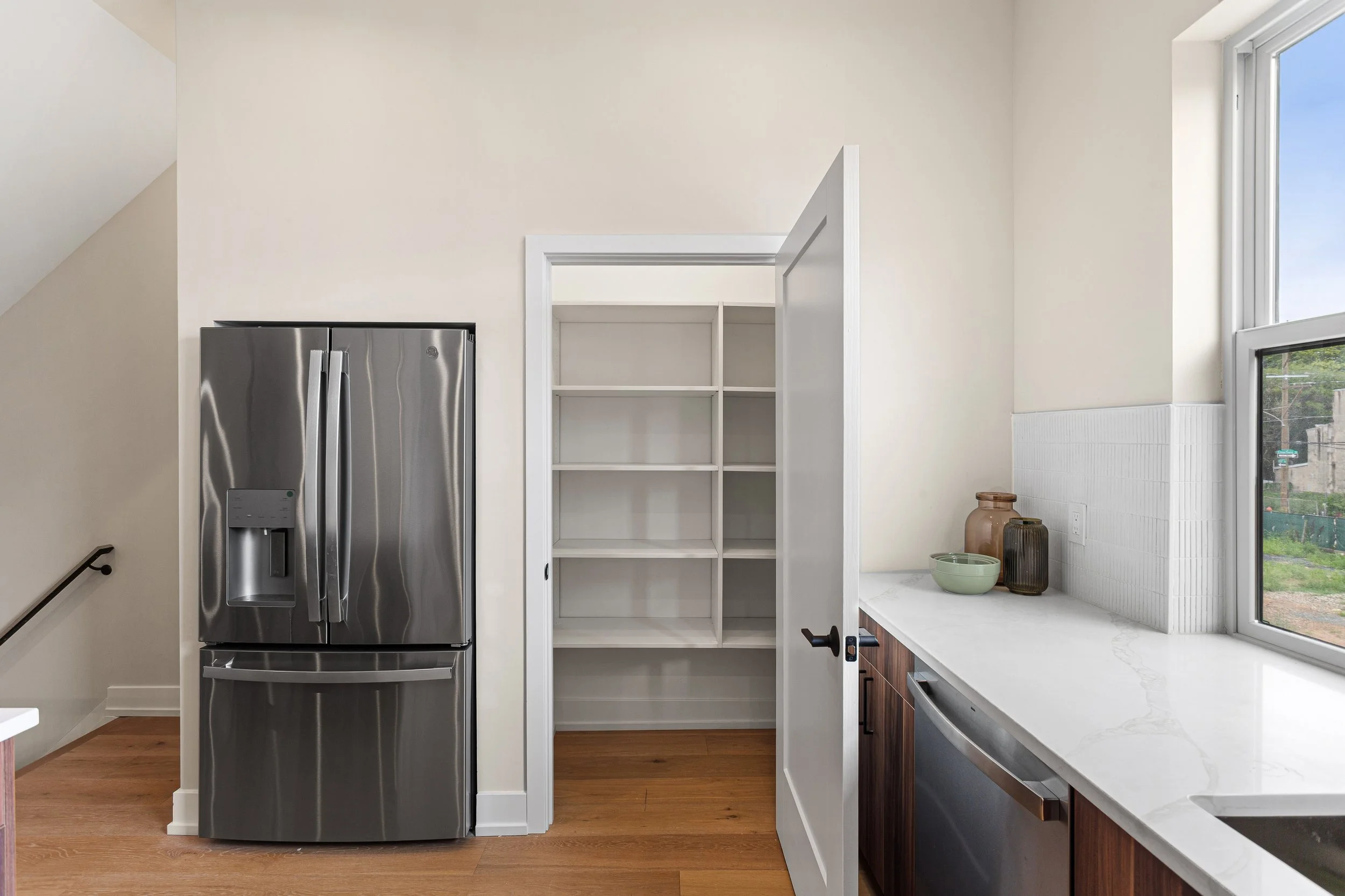 3843 Ridge Ave-Full-4.jpg