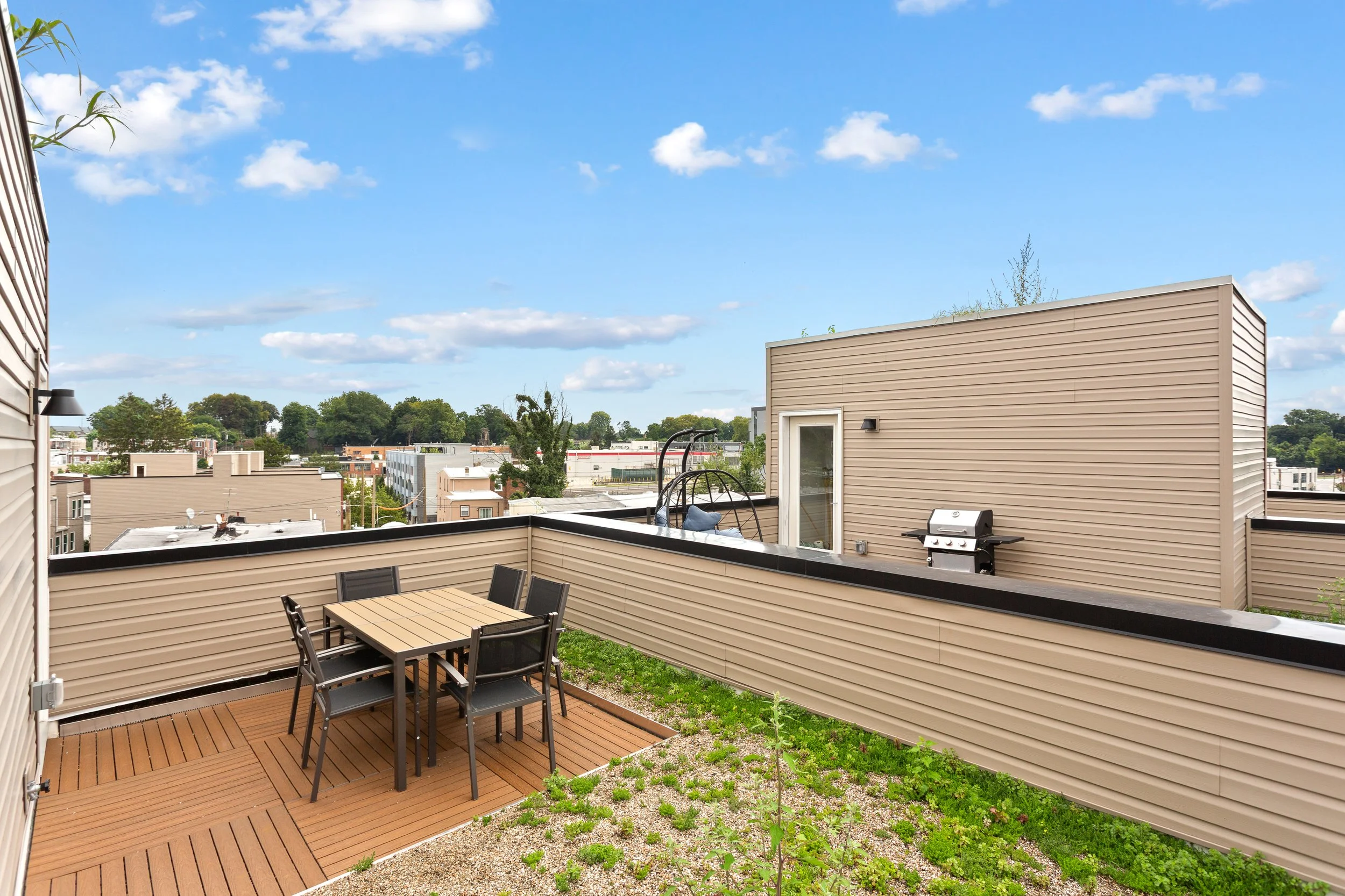 3843 Ridge Ave-Full-10.jpg