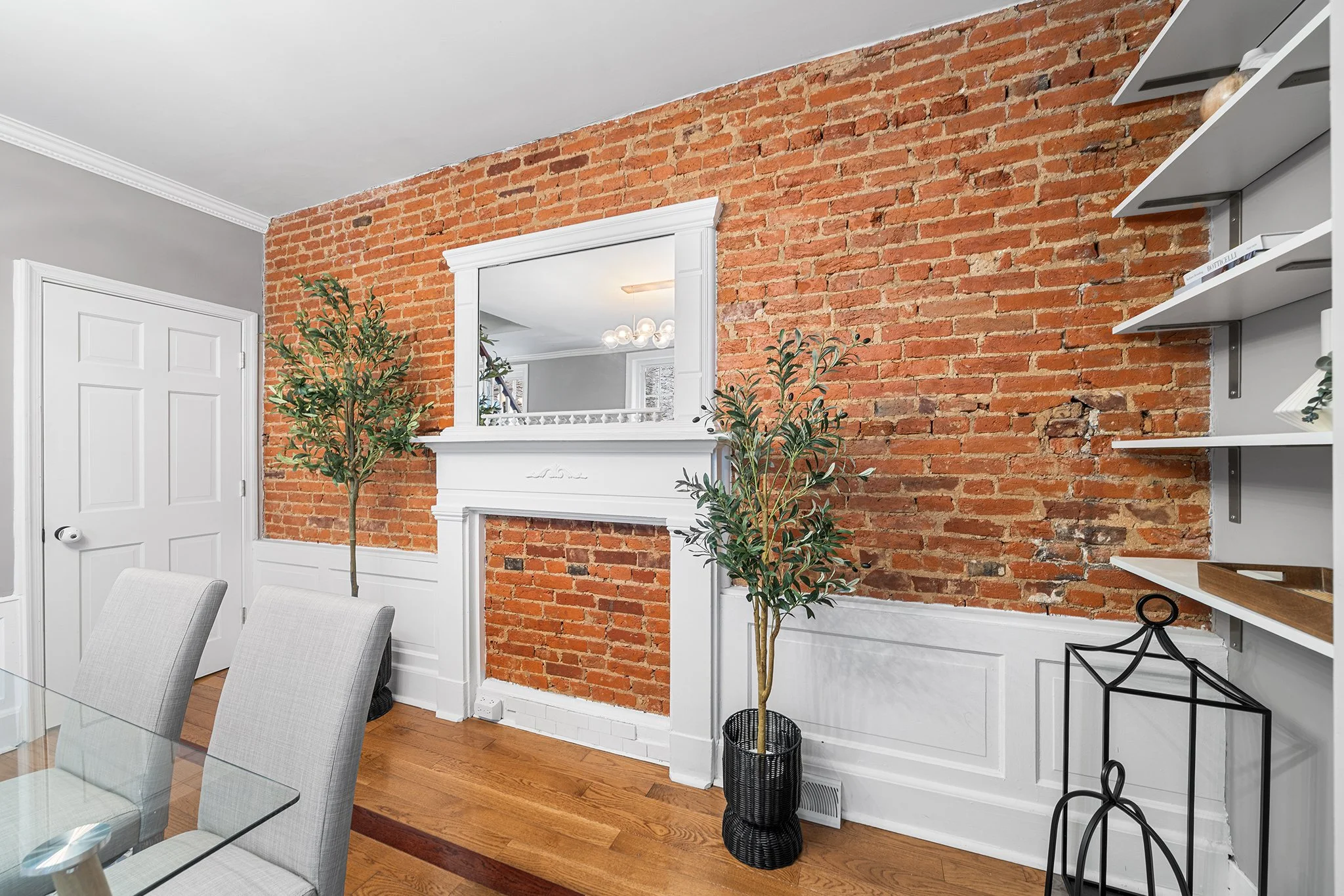 532 Belgrade St, Philadelphia PA-13.jpg
