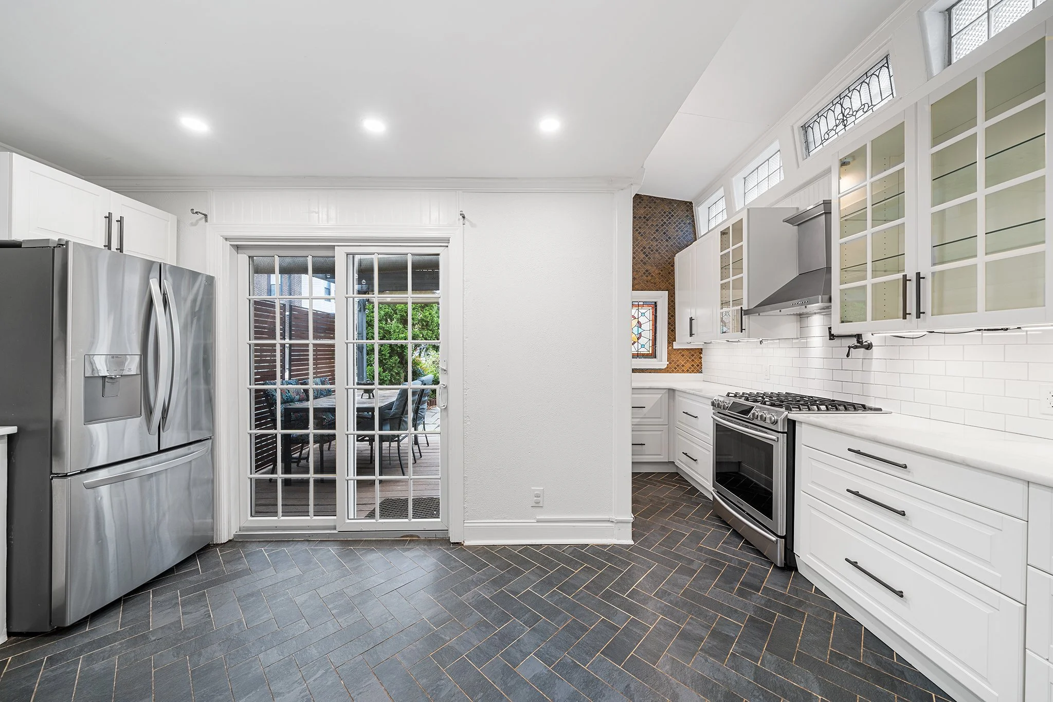 532 Belgrade St, Philadelphia PA-14.jpg