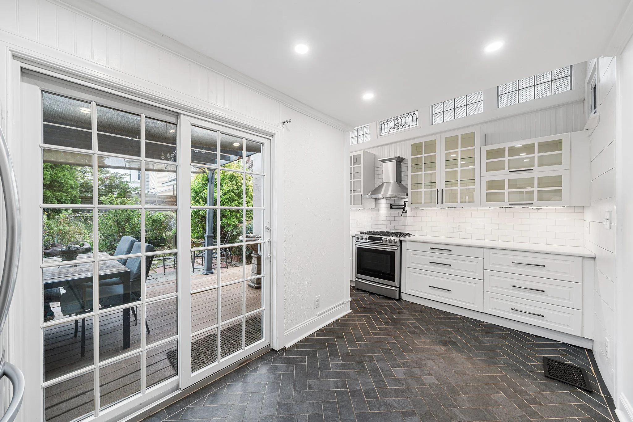 532 Belgrade St, Philadelphia PA-16.jpg