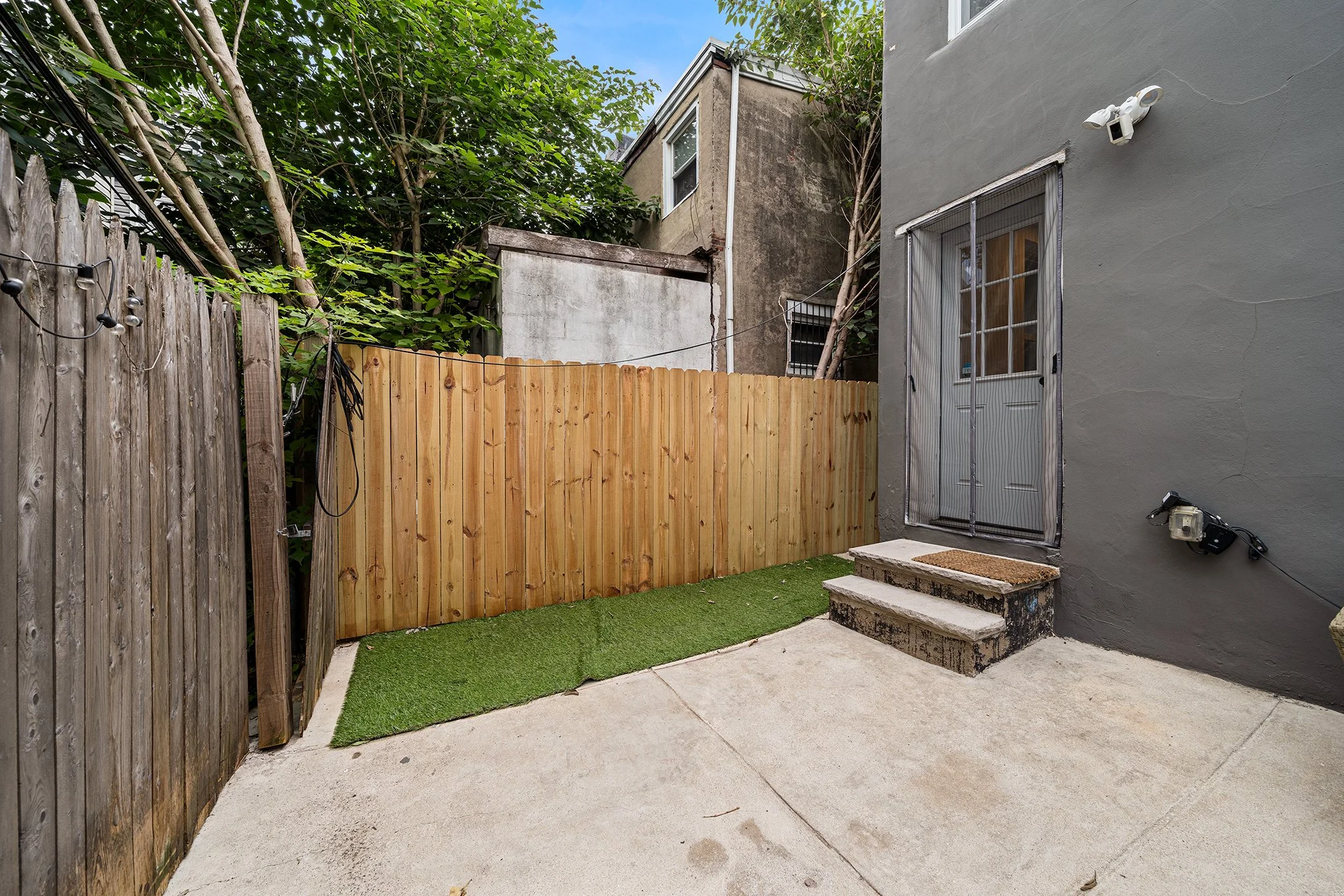 1920 Ellsworth St, Philadelphia, PA-32.jpg