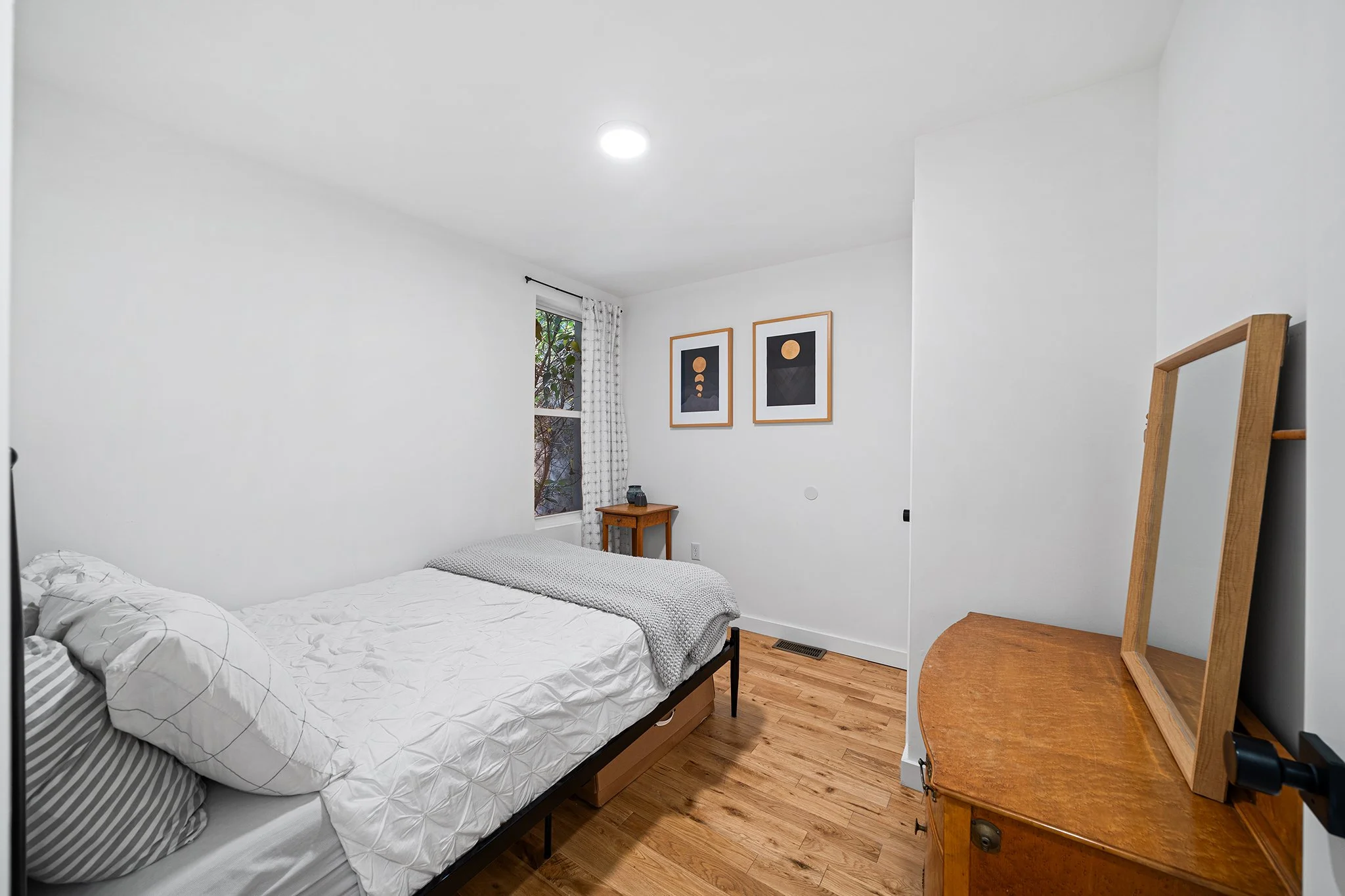 1920 Ellsworth St, Philadelphia, PA-23.jpg