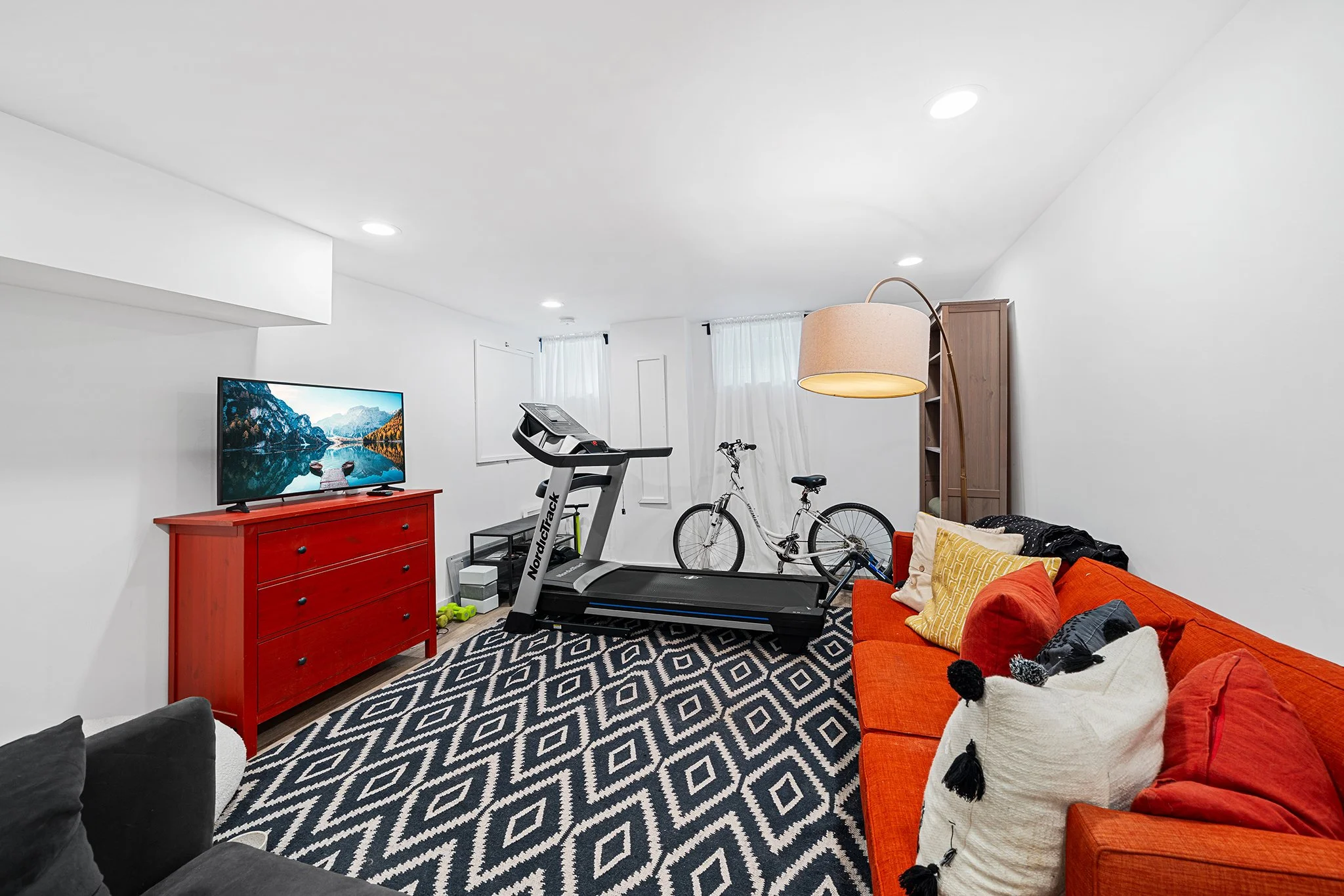 1920 Ellsworth St, Philadelphia, PA-30.jpg
