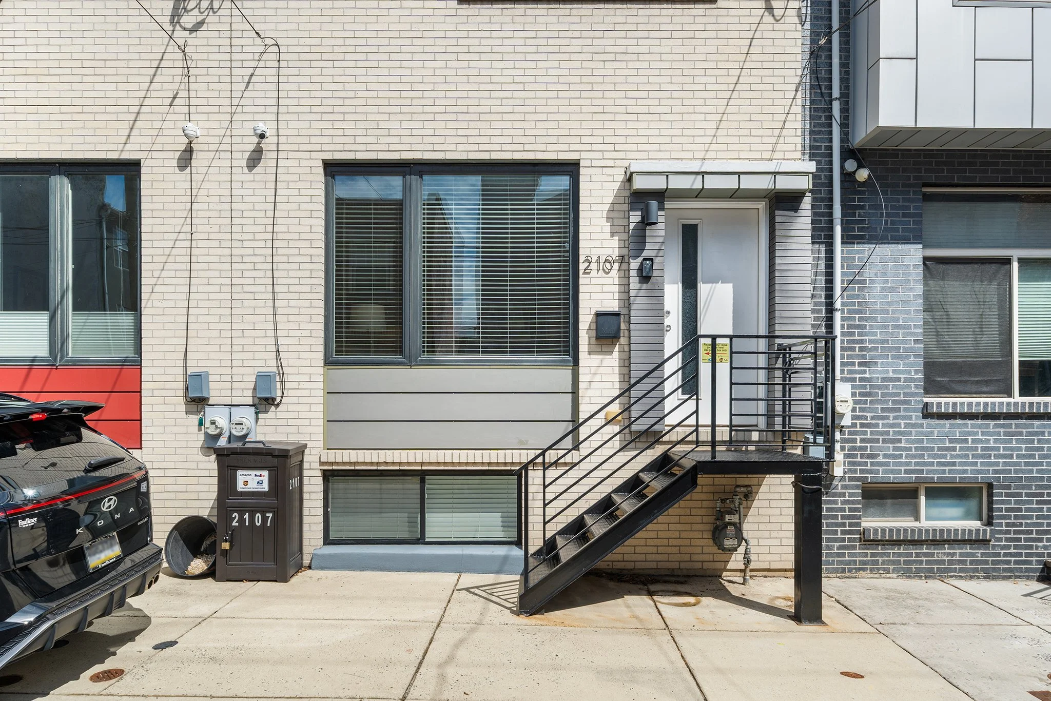 2107 E Arizona St Phila PA-02.jpg