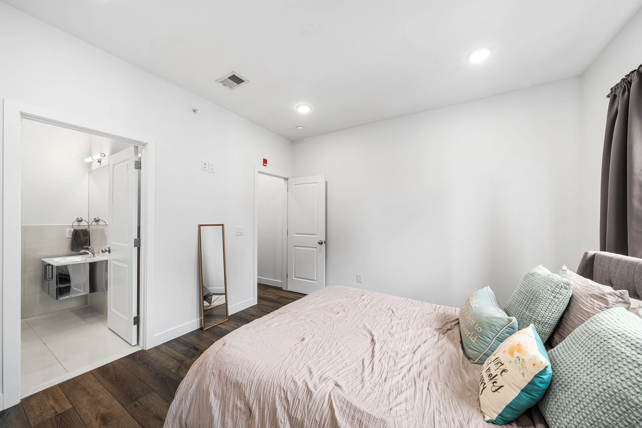 1638 N 2nd St #3 Philadelphia PA-026.jpg