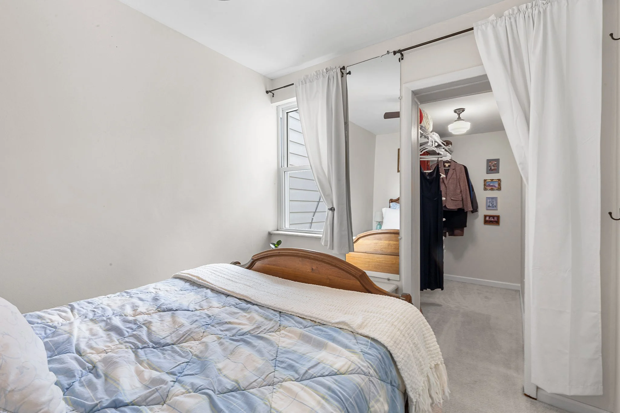 1104 Cantrell St Philadelphia PA-19.jpg