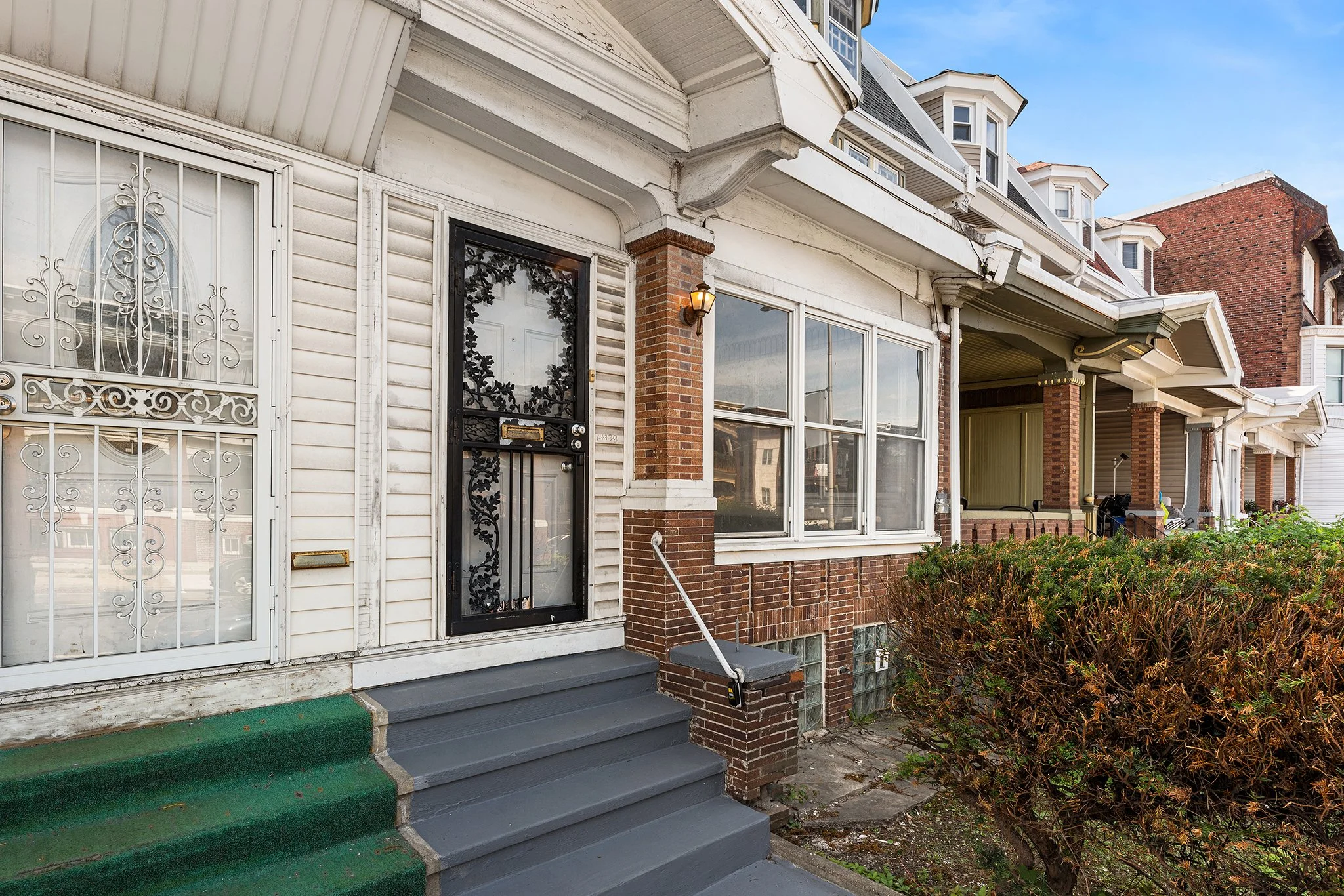 4938 Chestnut St, Phila PA-04.jpg