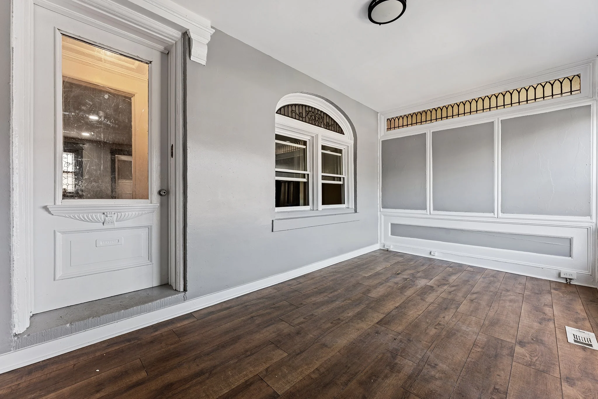 4938 Chestnut St, Phila PA-05.jpg
