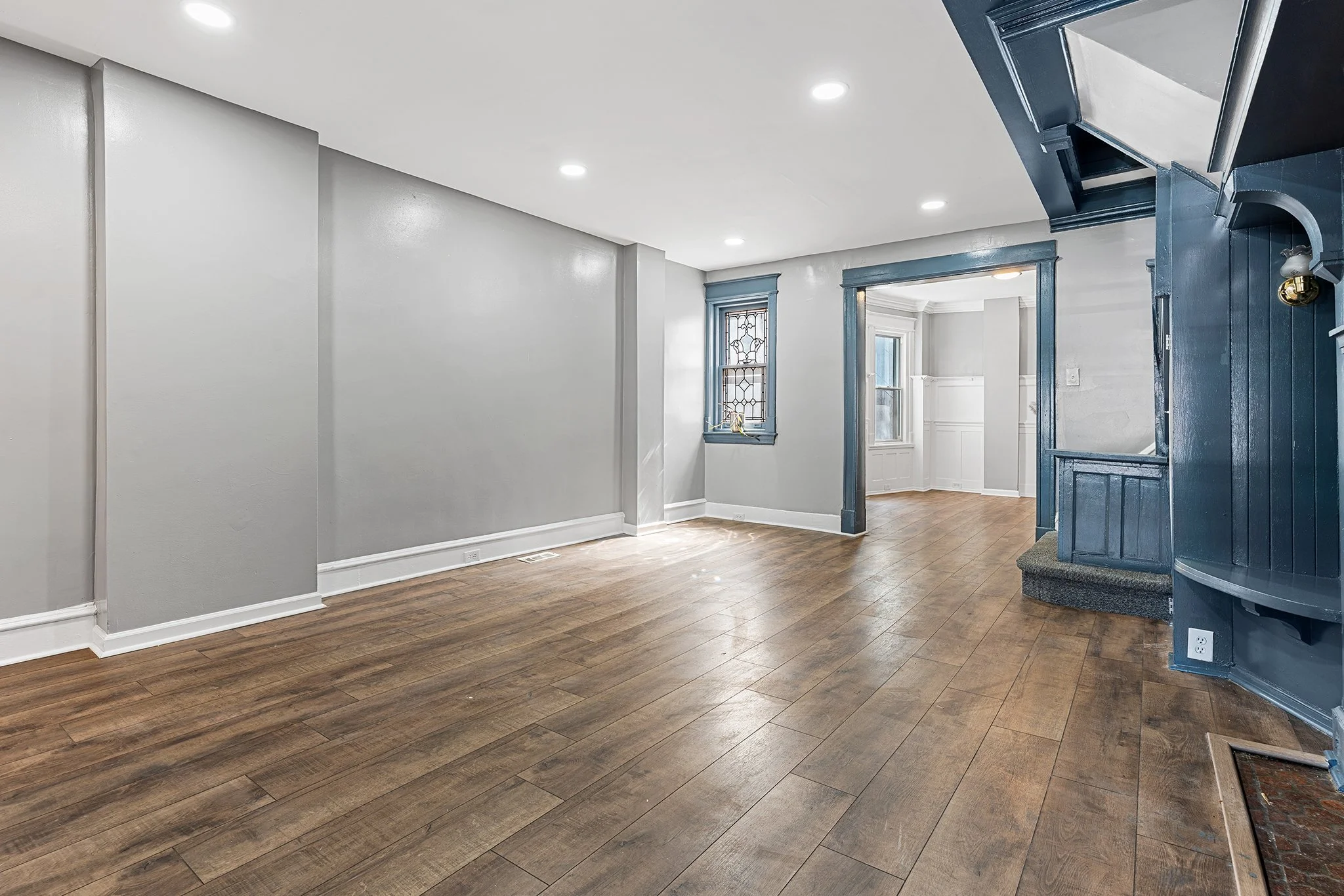 4938 Chestnut St, Phila PA-11.jpg