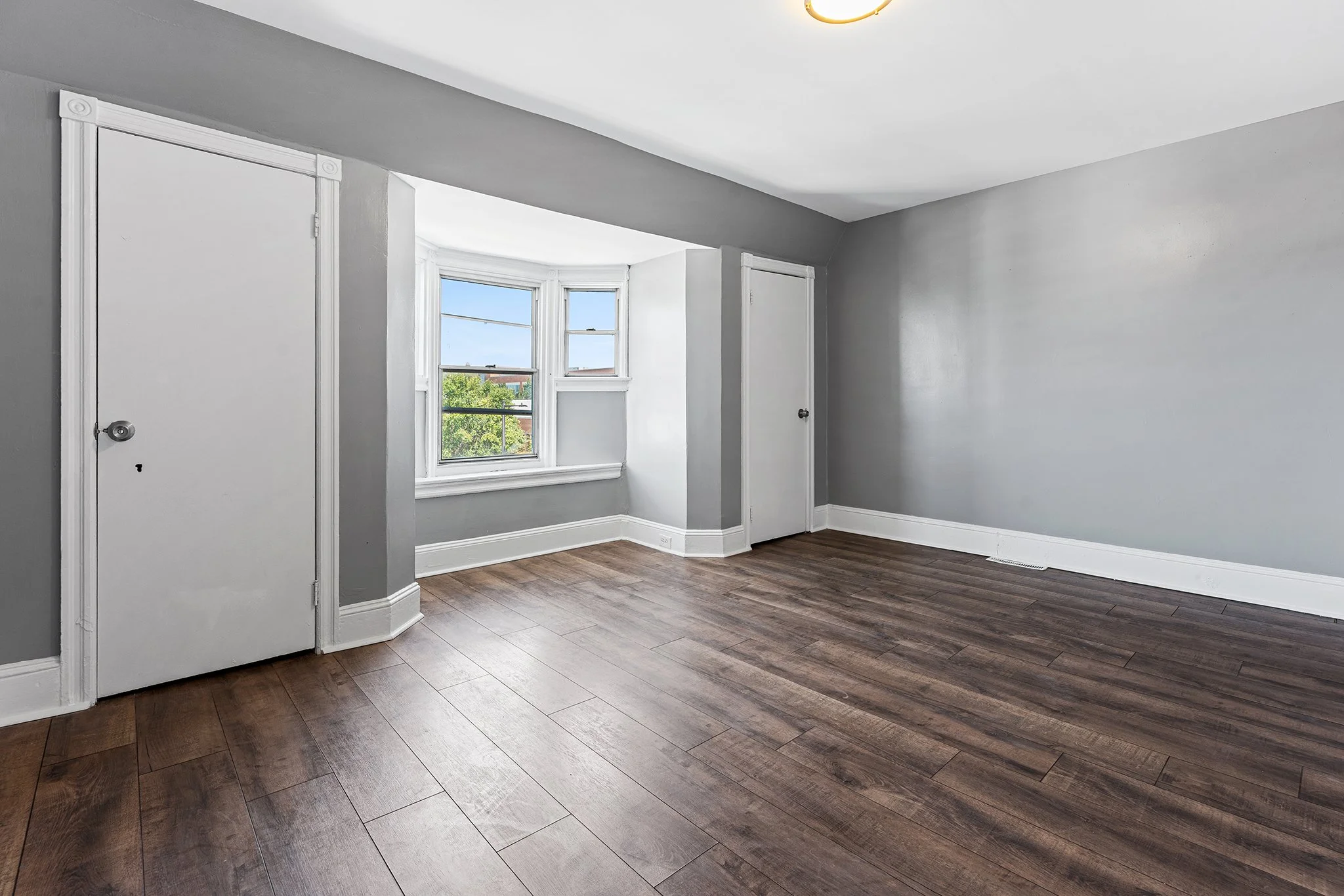 4938 Chestnut St, Phila PA-32.jpg