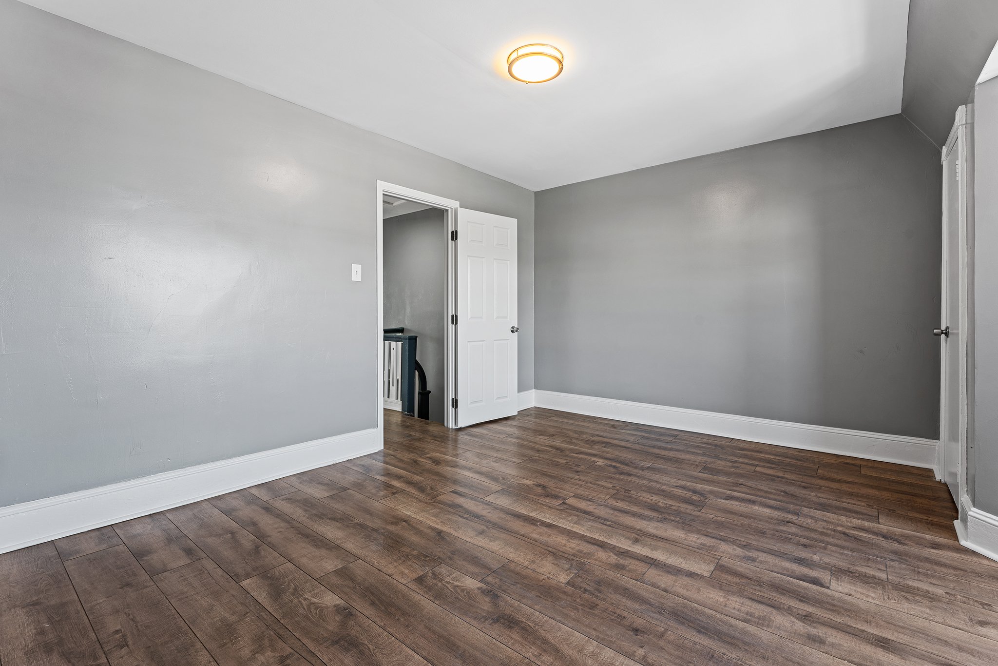4938 Chestnut St, Phila PA-33.jpg
