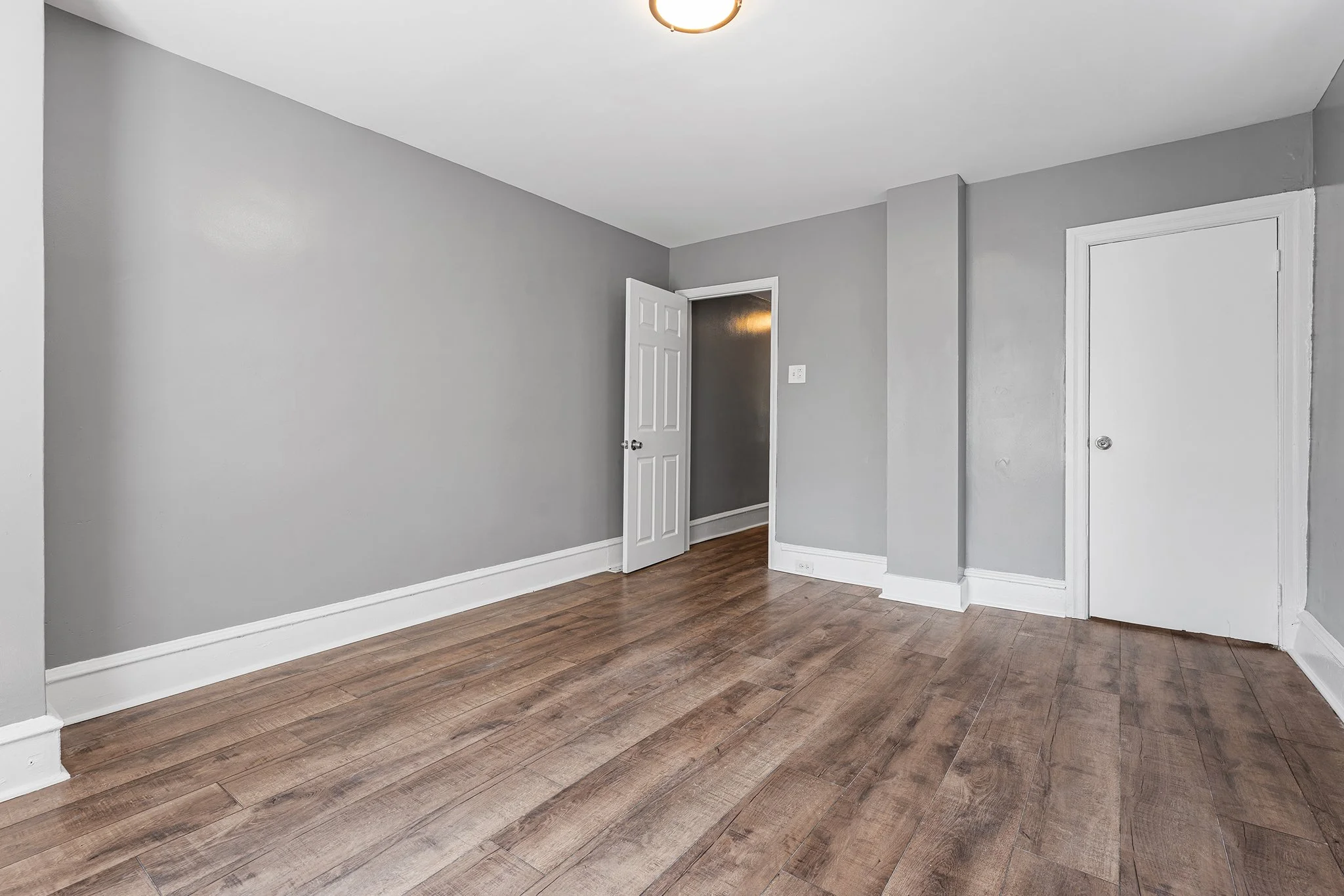 4938 Chestnut St, Phila PA-30.jpg