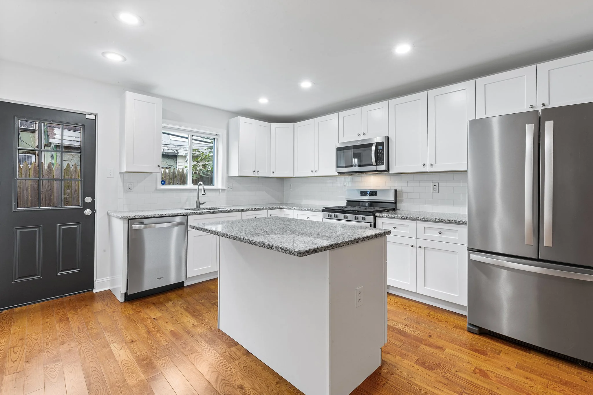 1411 S Mole St Philadelphia PA-09.jpg