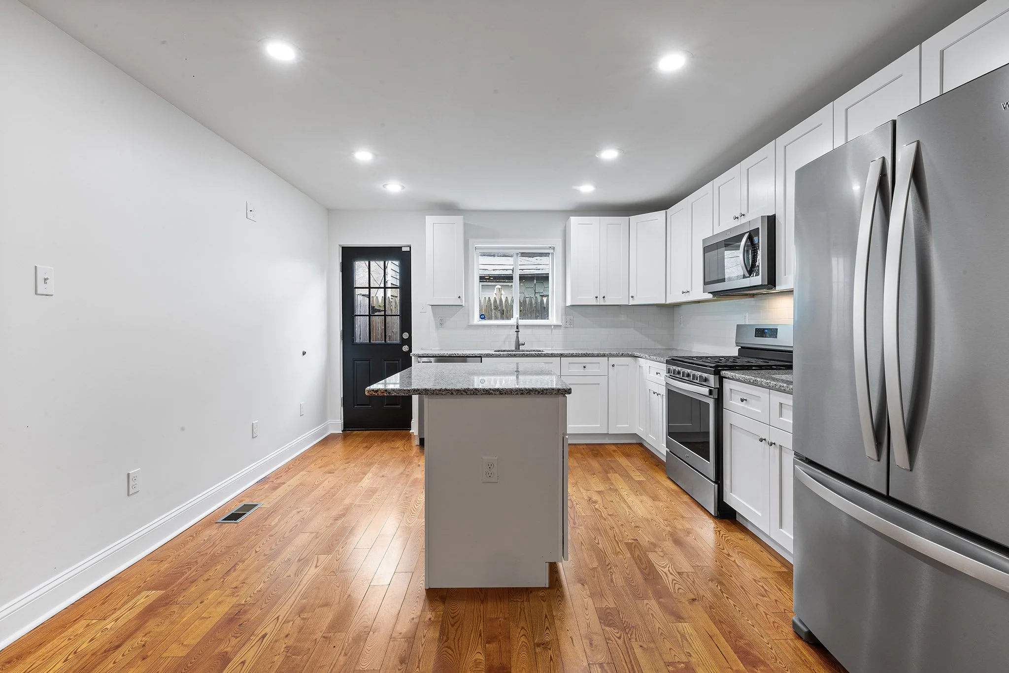 1411 S Mole St Philadelphia PA-08.jpg