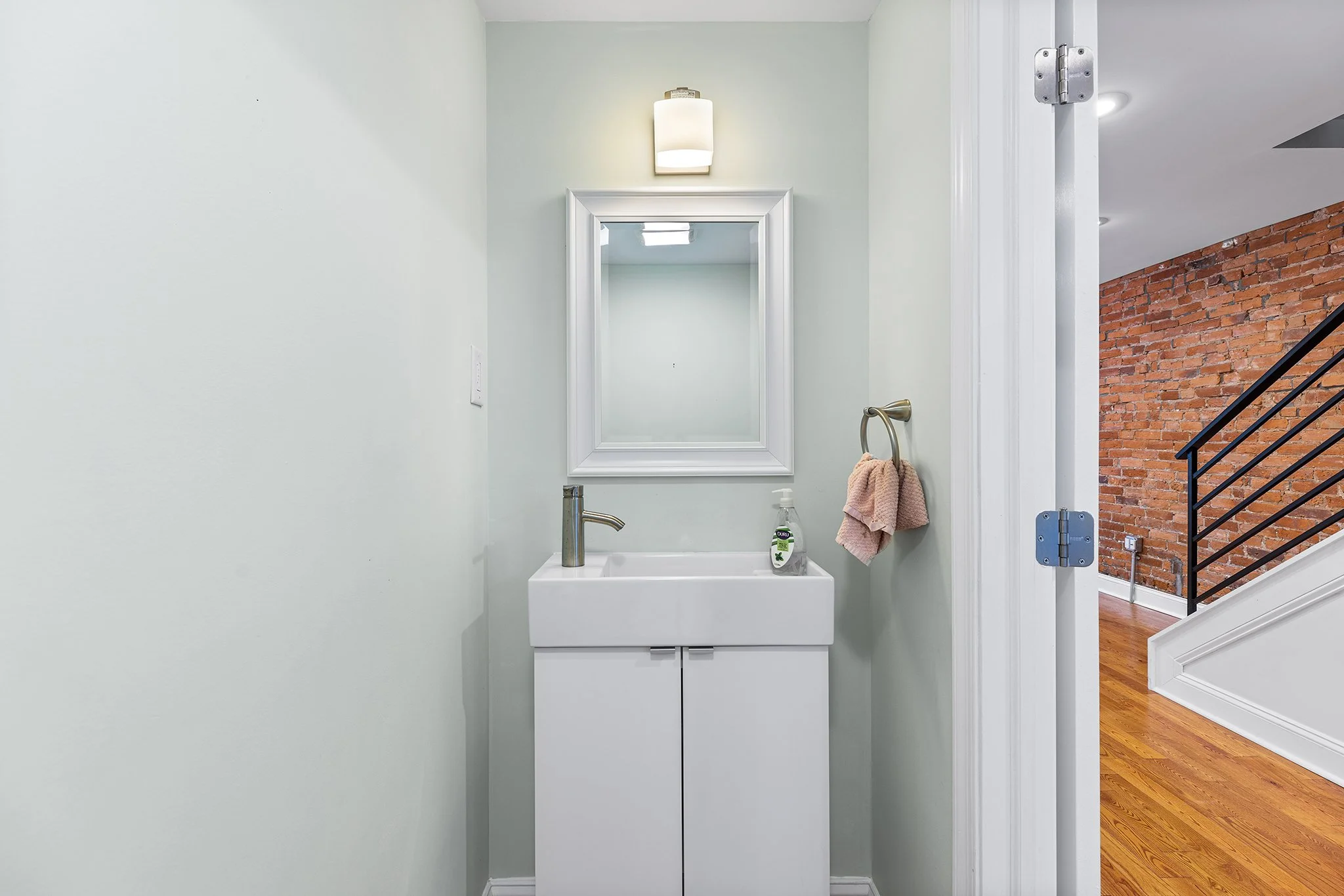 1411 S Mole St Philadelphia PA-07.jpg