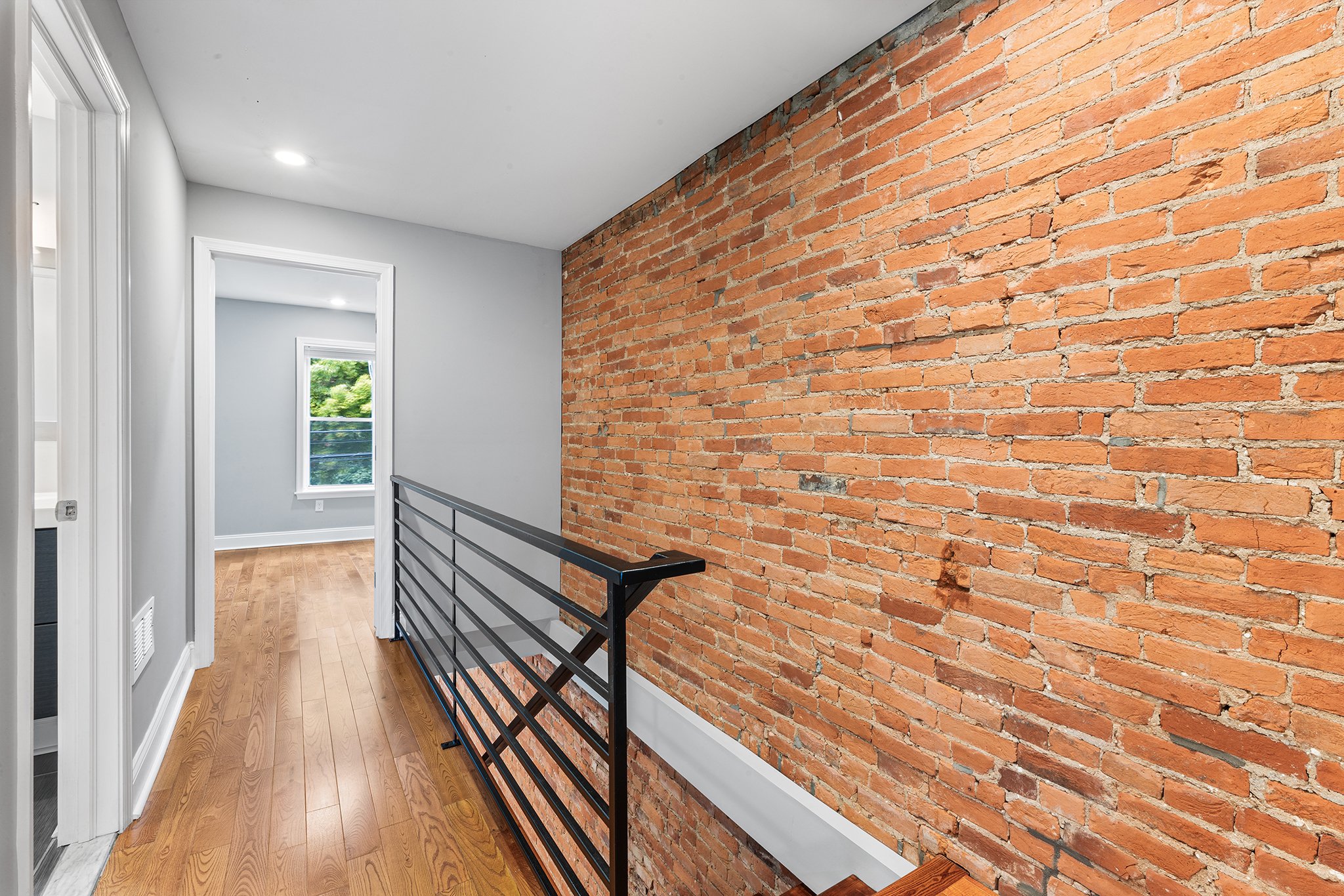 1411 S Mole St Philadelphia PA-15.jpg