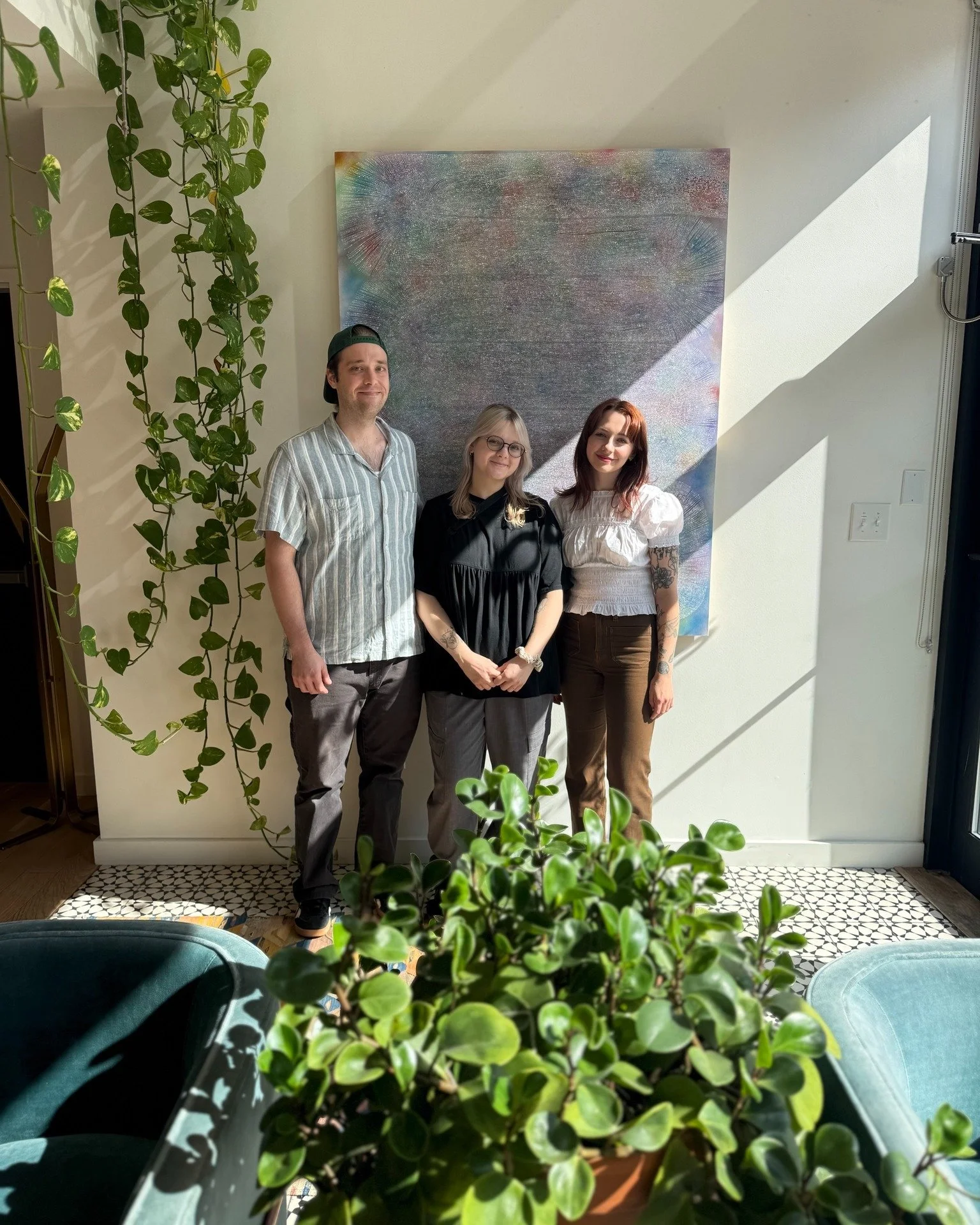 Hayley and Noel sold a house and bought a house all in one week! They knew they wanted more space, after all that have 4 cats 🐾 💕! They casted a wide net for their home search, not married to a particular neighborhood, PHG agent @caitlinewhittle ma