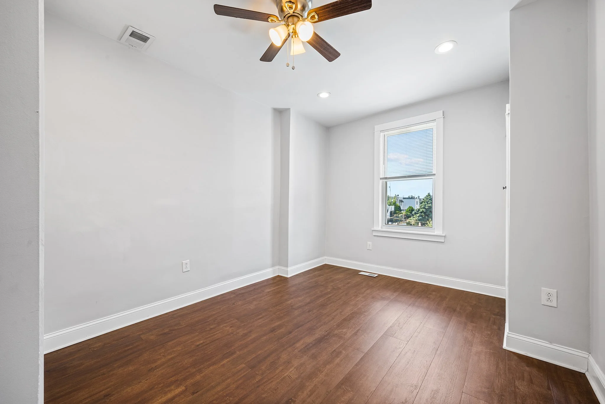 2406 E Allegheny Ave, Phila, PA-019.jpg