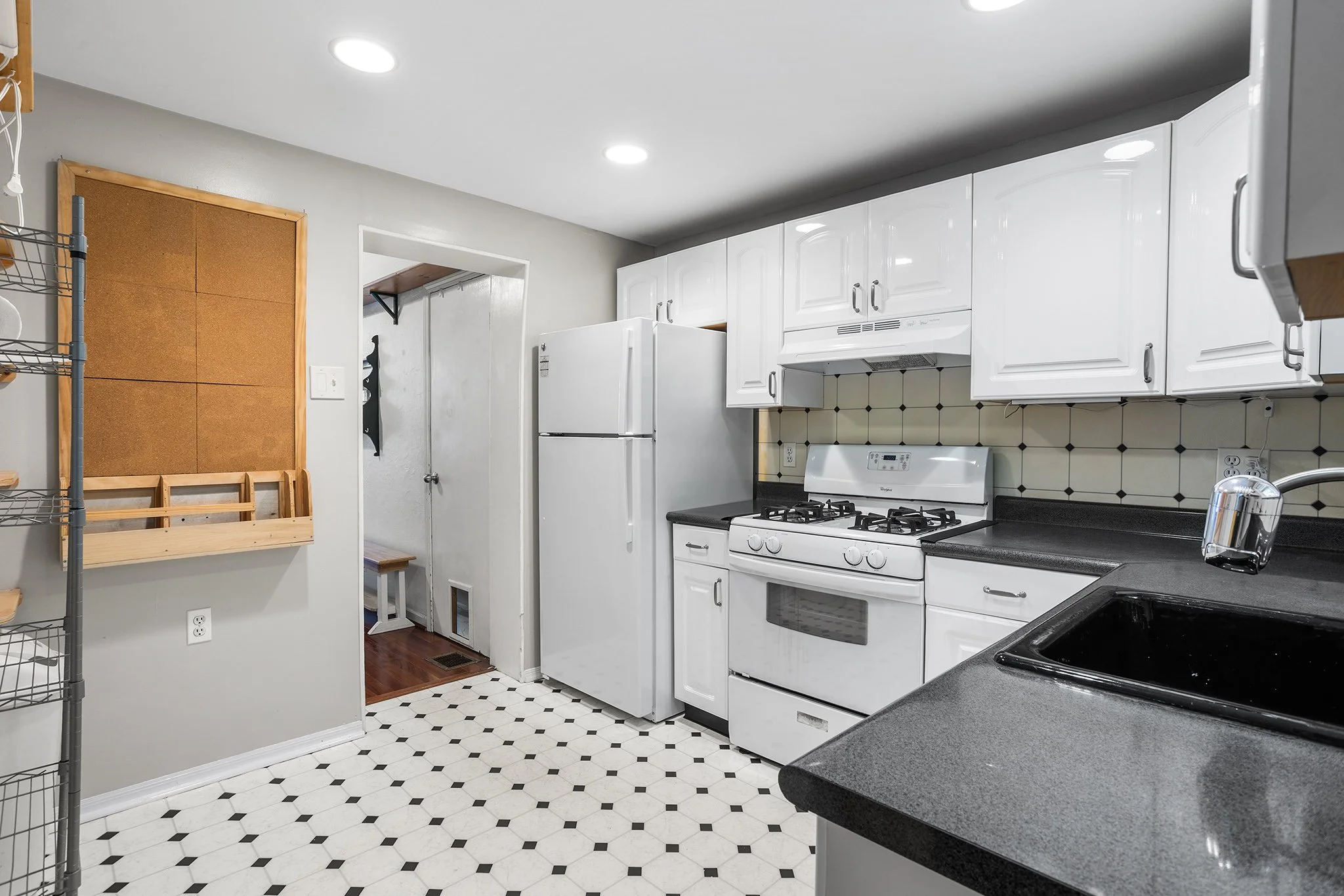 4617 St Davids St, Philadelphia, PA-08.jpg