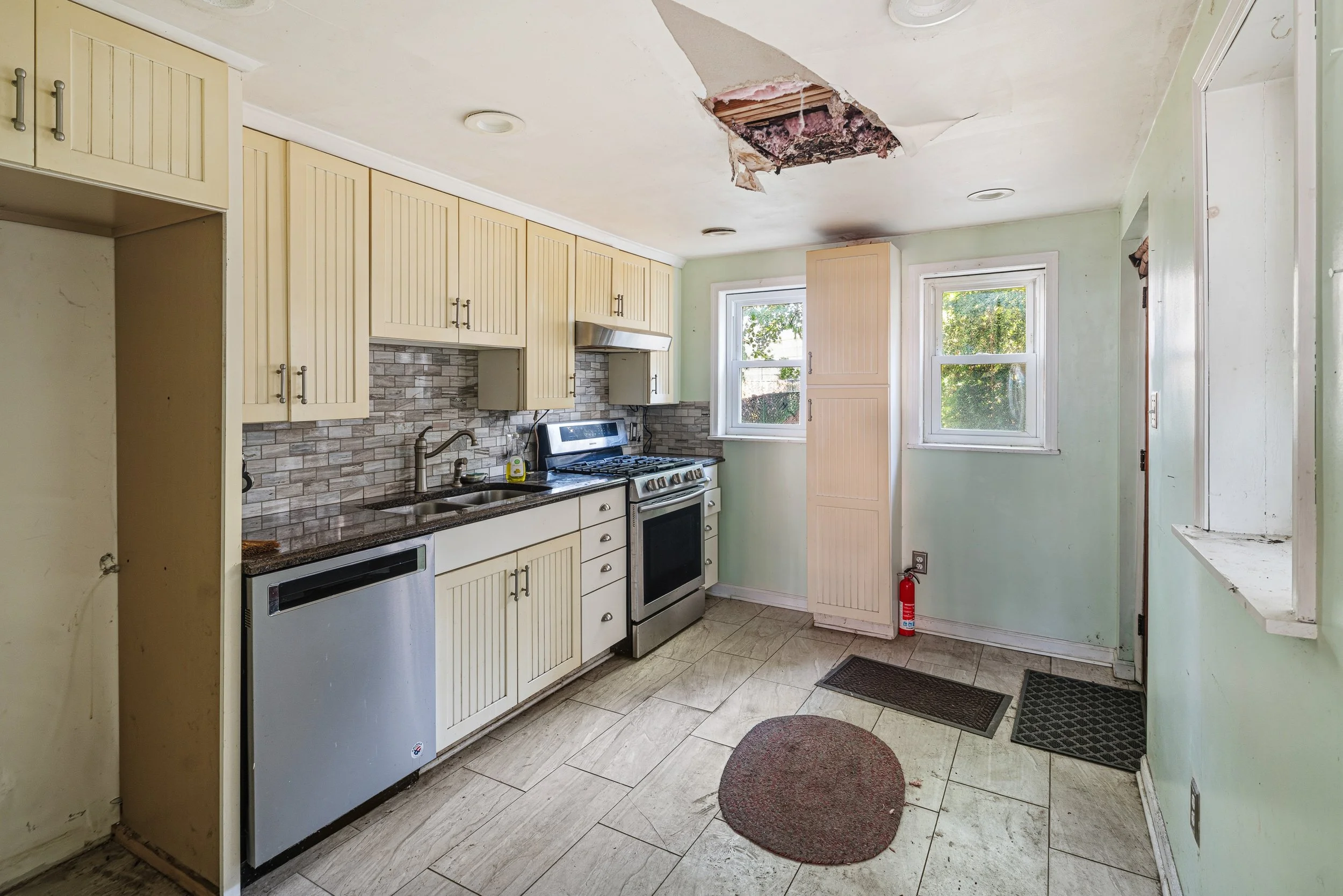 1125 E Susquehanna Ave-Full-3.jpg