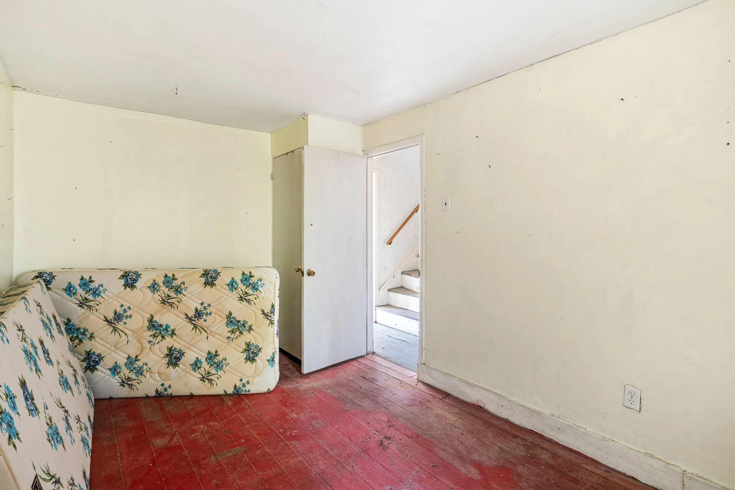 1125 E Susquehanna Ave-Full-10.jpg