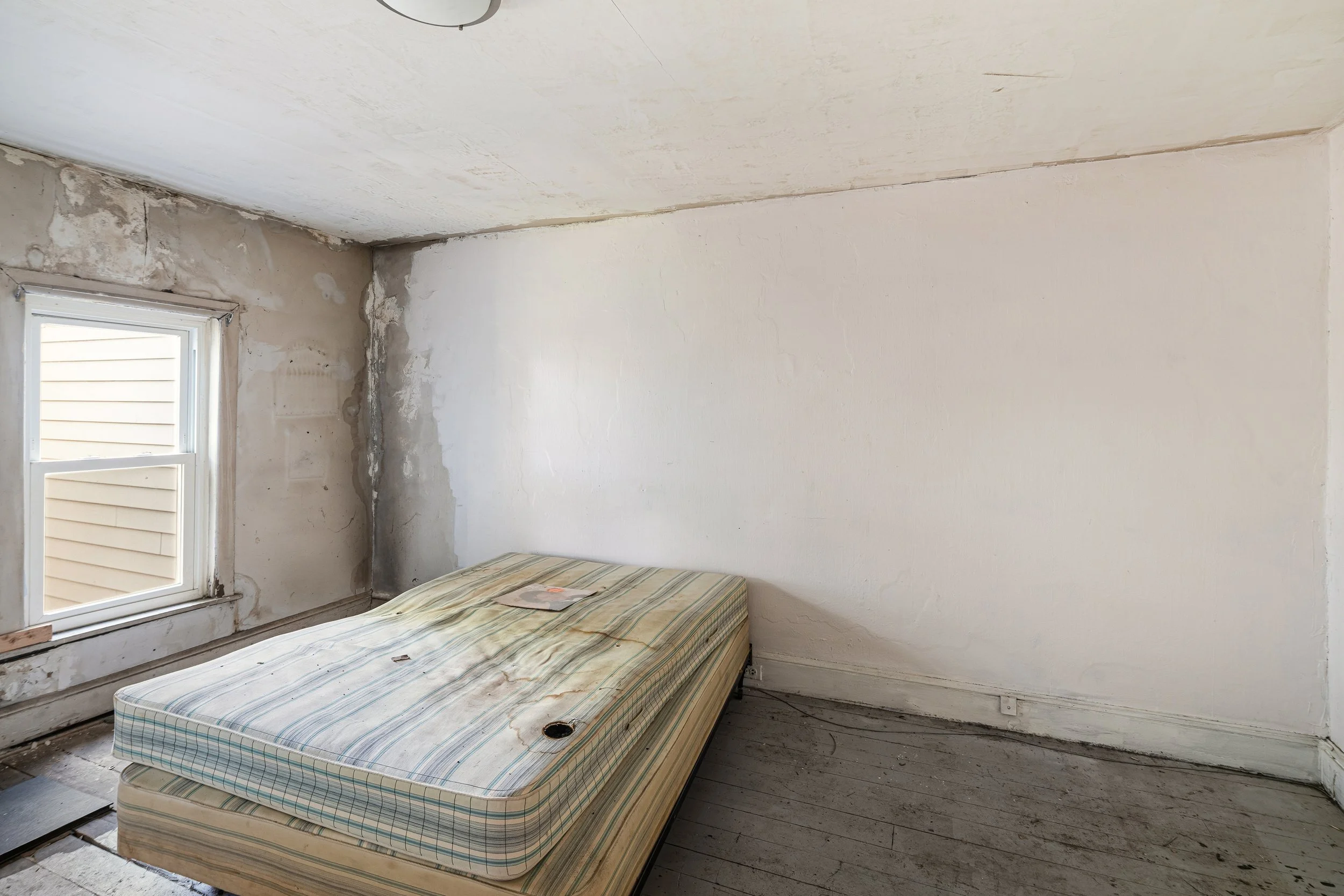 1125 E Susquehanna Ave-Full-13.jpg