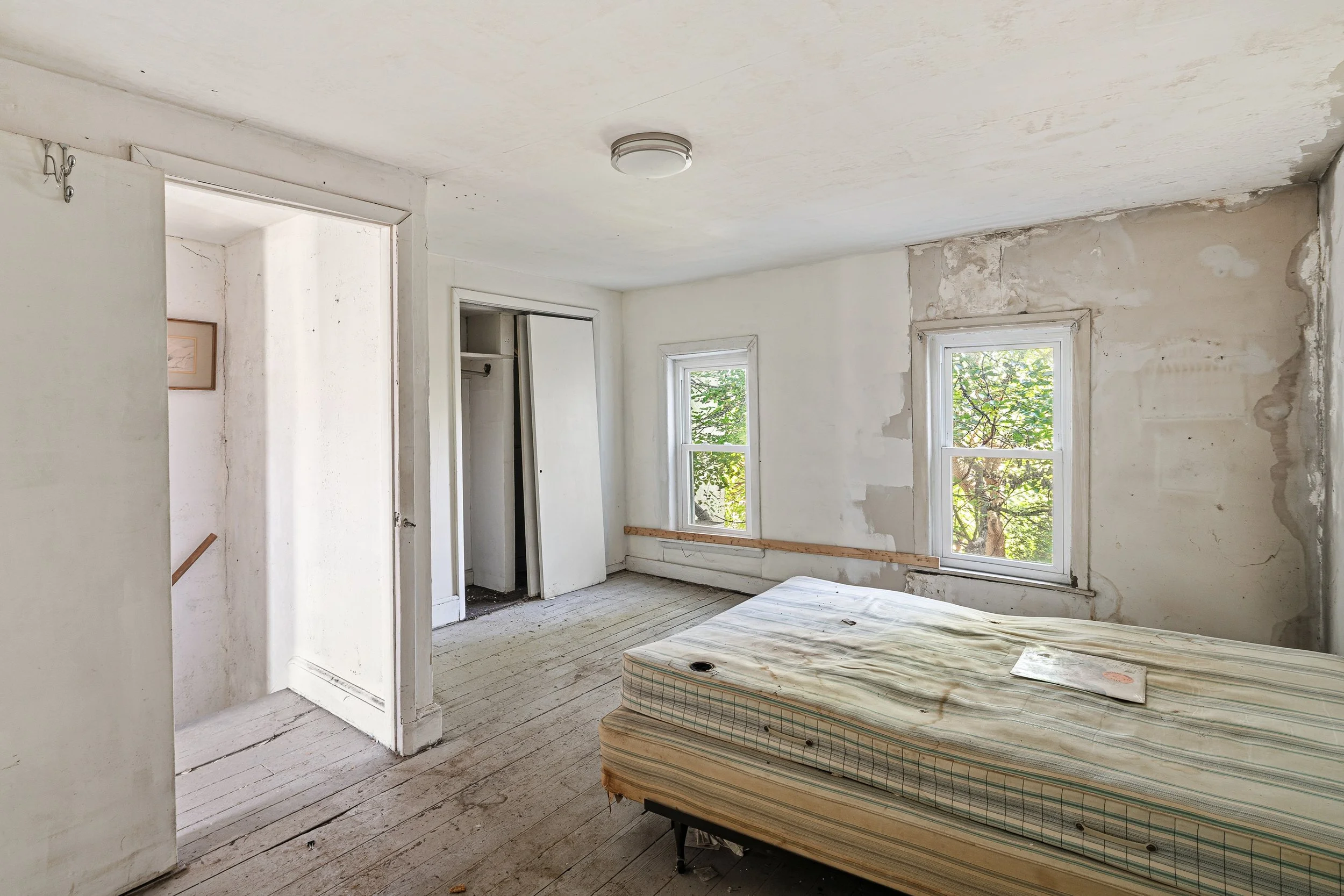 1125 E Susquehanna Ave-Full-14.jpg