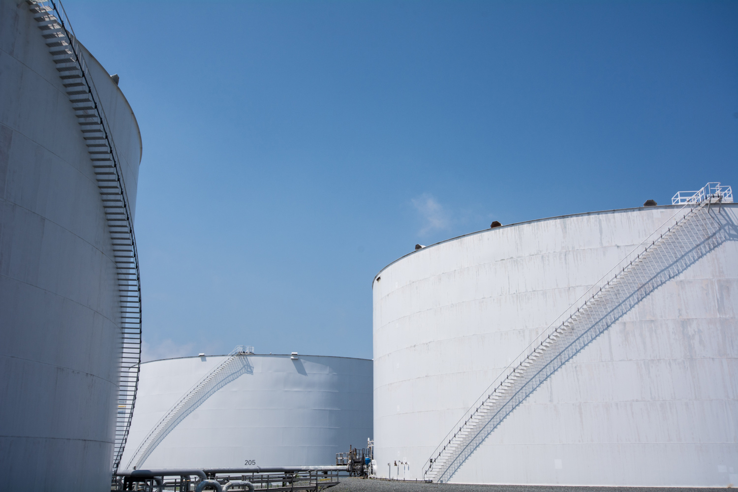 aug05 2014-Bloomberg News-Irving Oil refinery-Saint John NB-photo by Aaron McKenzie Fraser-www.amfraser.com-5783.jpg