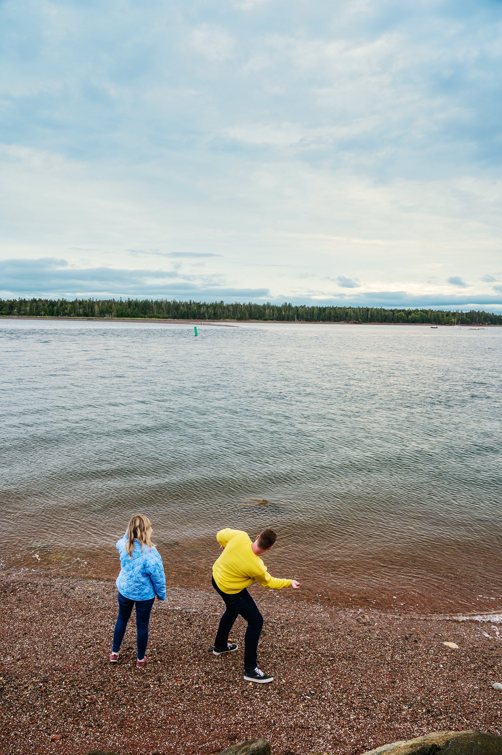 Cossette / UNI Financial Cooperative - Waterfront Tourist In Nature