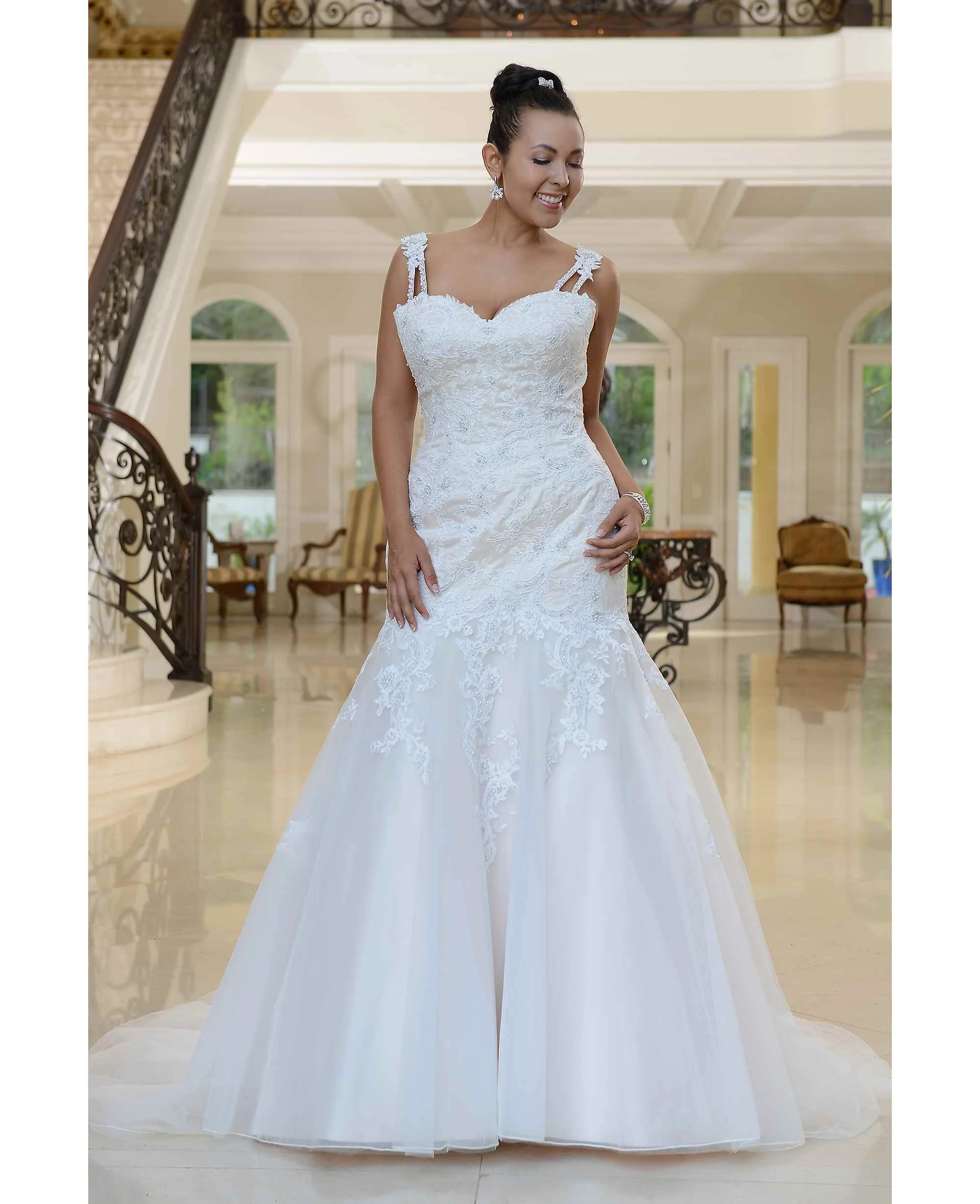 Venus Bridal VW8766 front.jpg