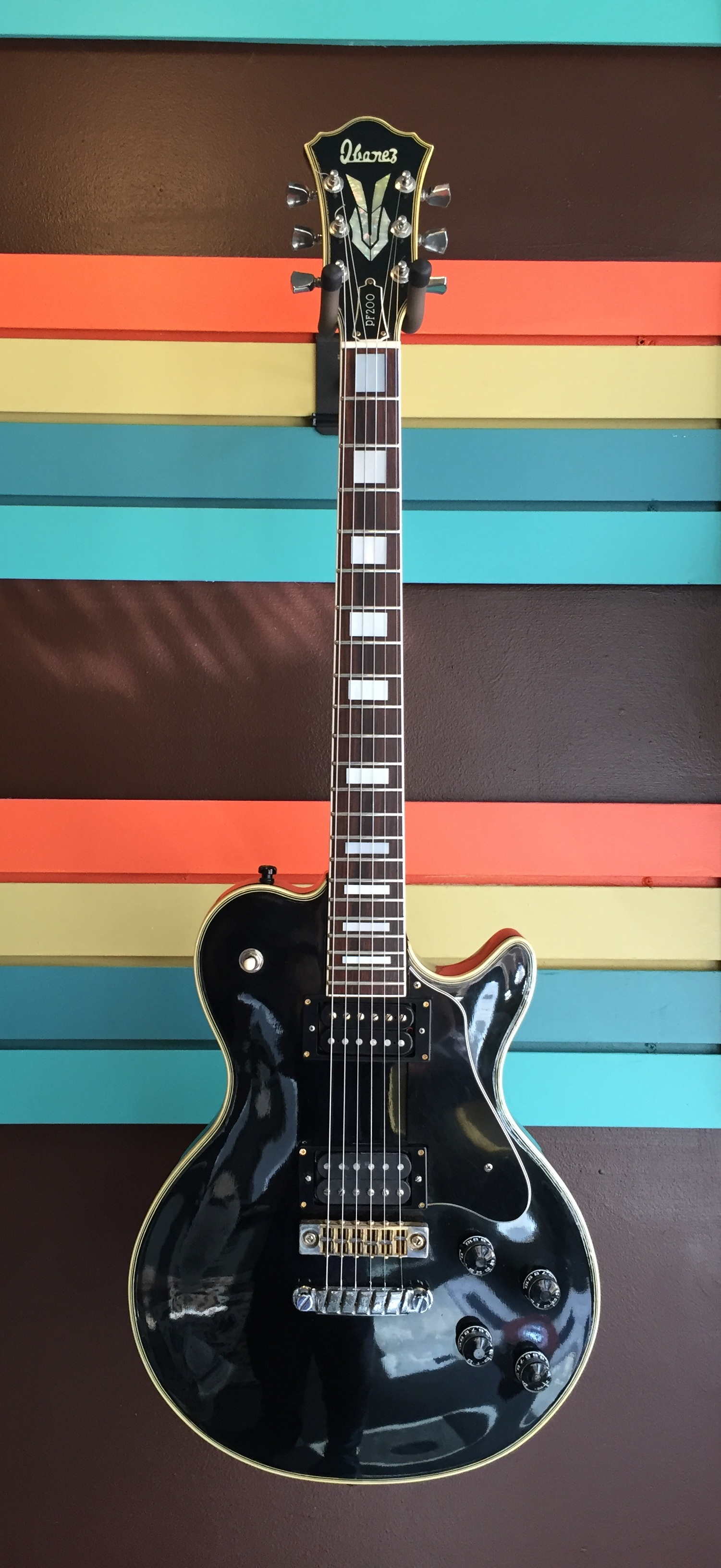 ibanez+pf200+-+store+%282%29.jpg