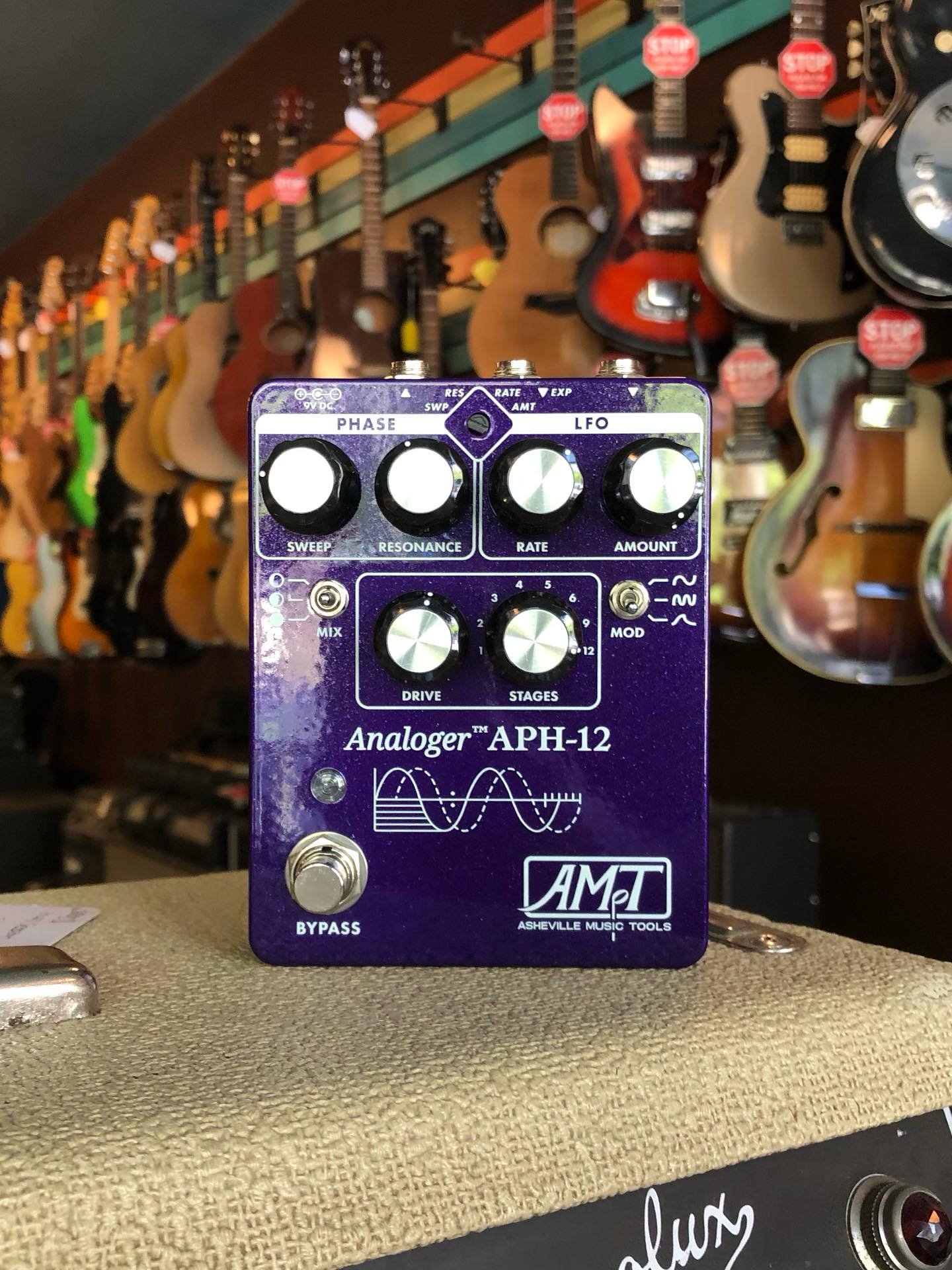 We have the @ashevillemusictools APH-12 Phaser back in stock! Come grab one while supplies last.