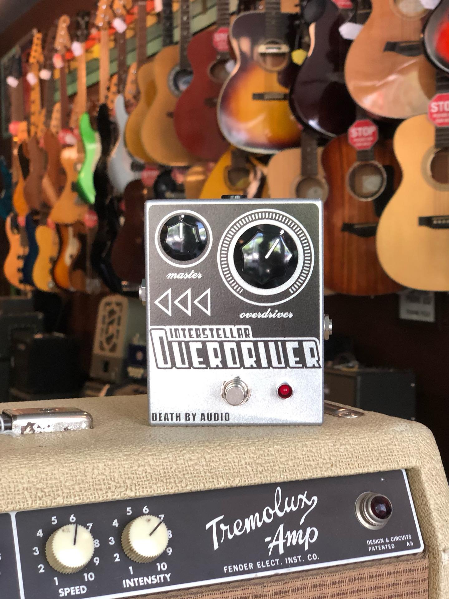 We are stocked up with @deathbyaudioeffects Interstellar Overdriver and boy does it sound good.