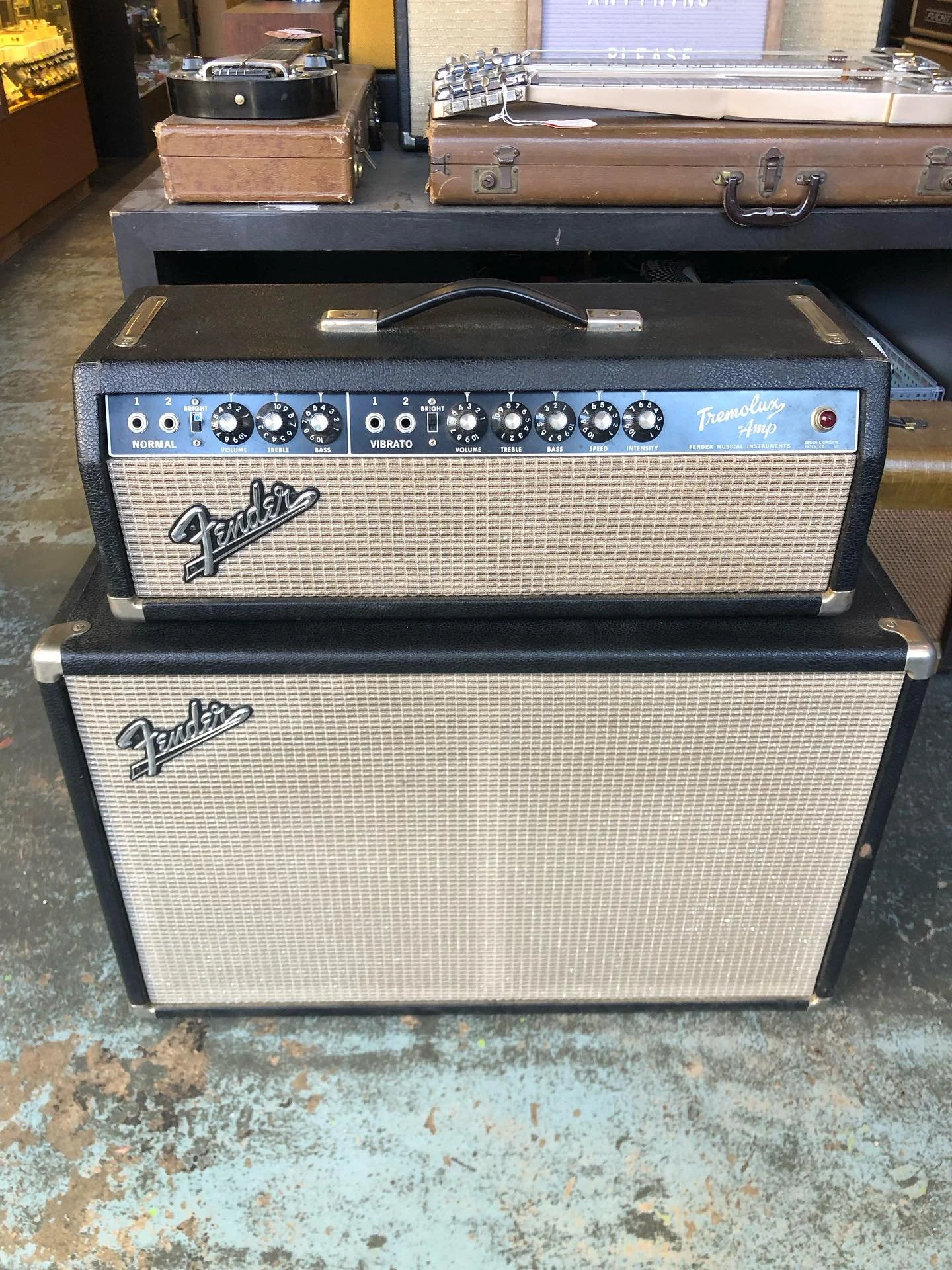 🔥New Arrivals🔥
.
&lsquo;65 Tremolux &amp; &lsquo;64 Champ