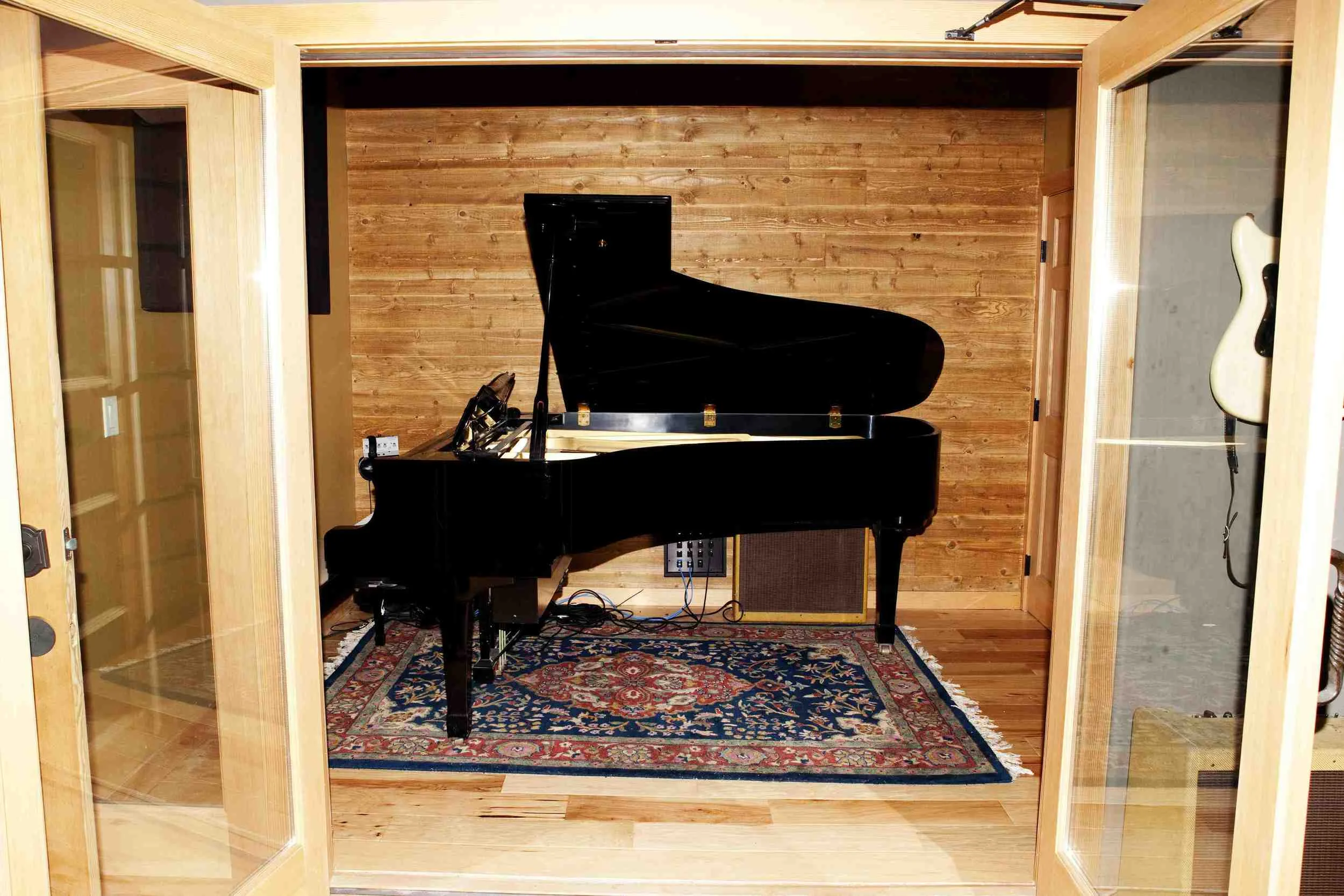 Piano.jpg