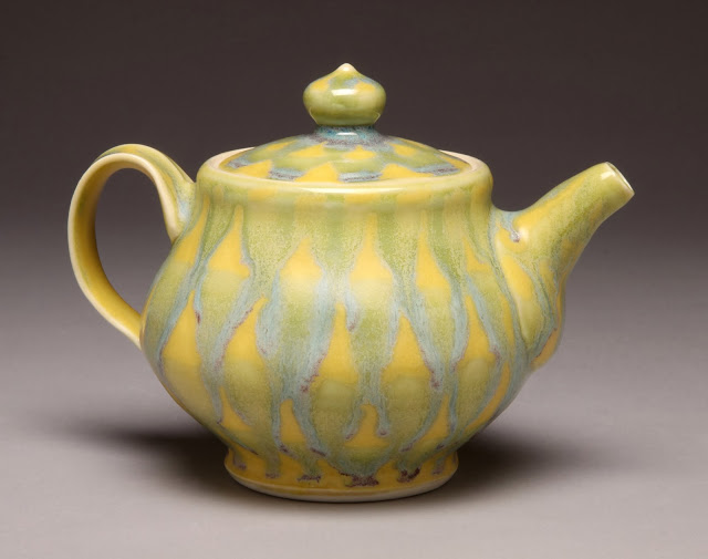 E4+small+teapot.jpg