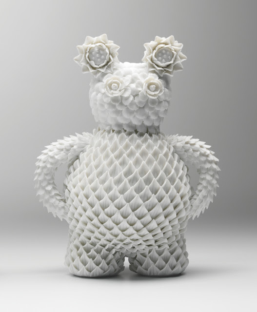 SmallWhitePinneapplebear.jpg