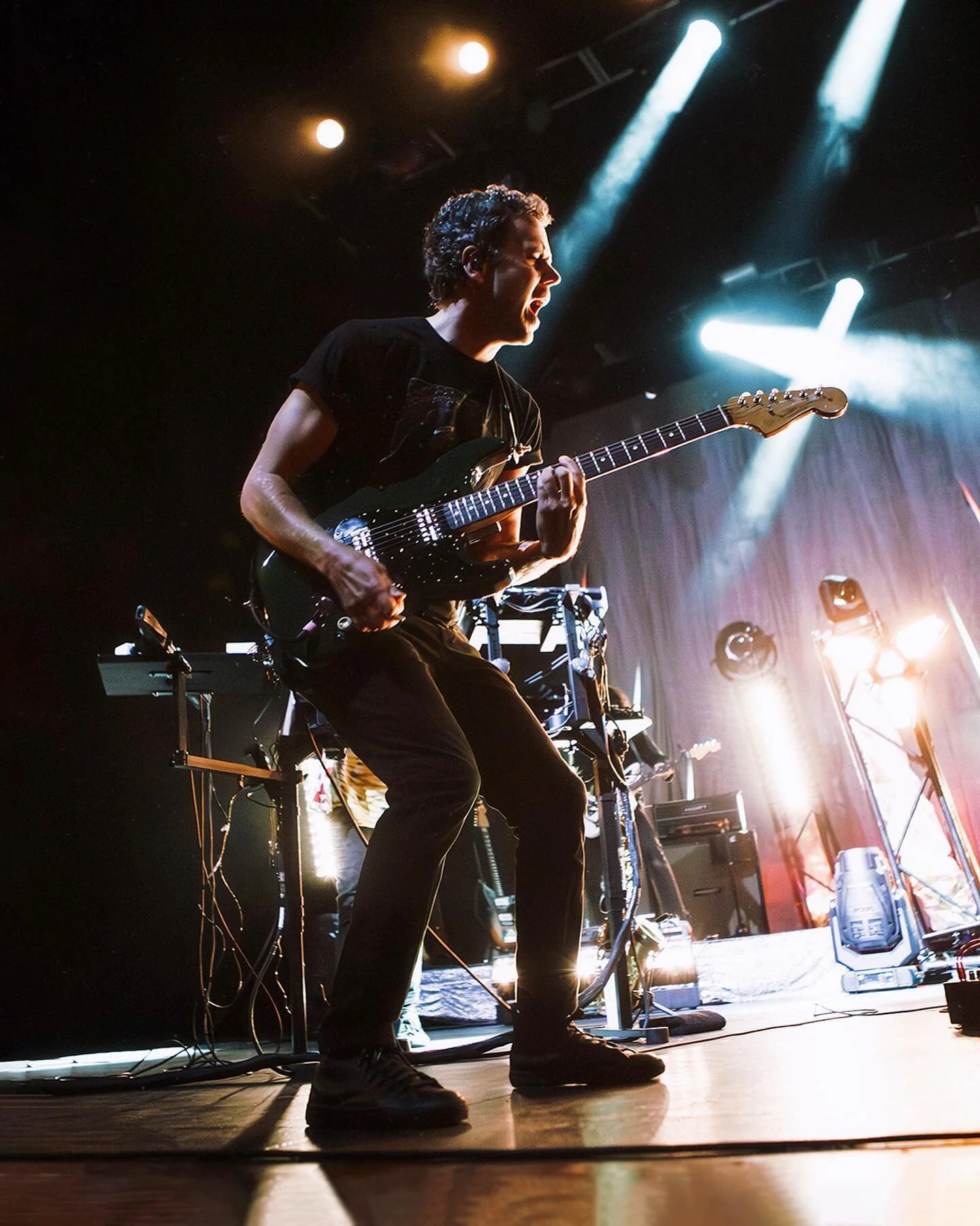 guess who ascended at the @m83music show? 🙋🏻&zwj;♀️🥲

from night 1 at @foxoakland &lt;3
#m83 #m83fantasytour #concertphotography