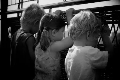 while O is occupied....