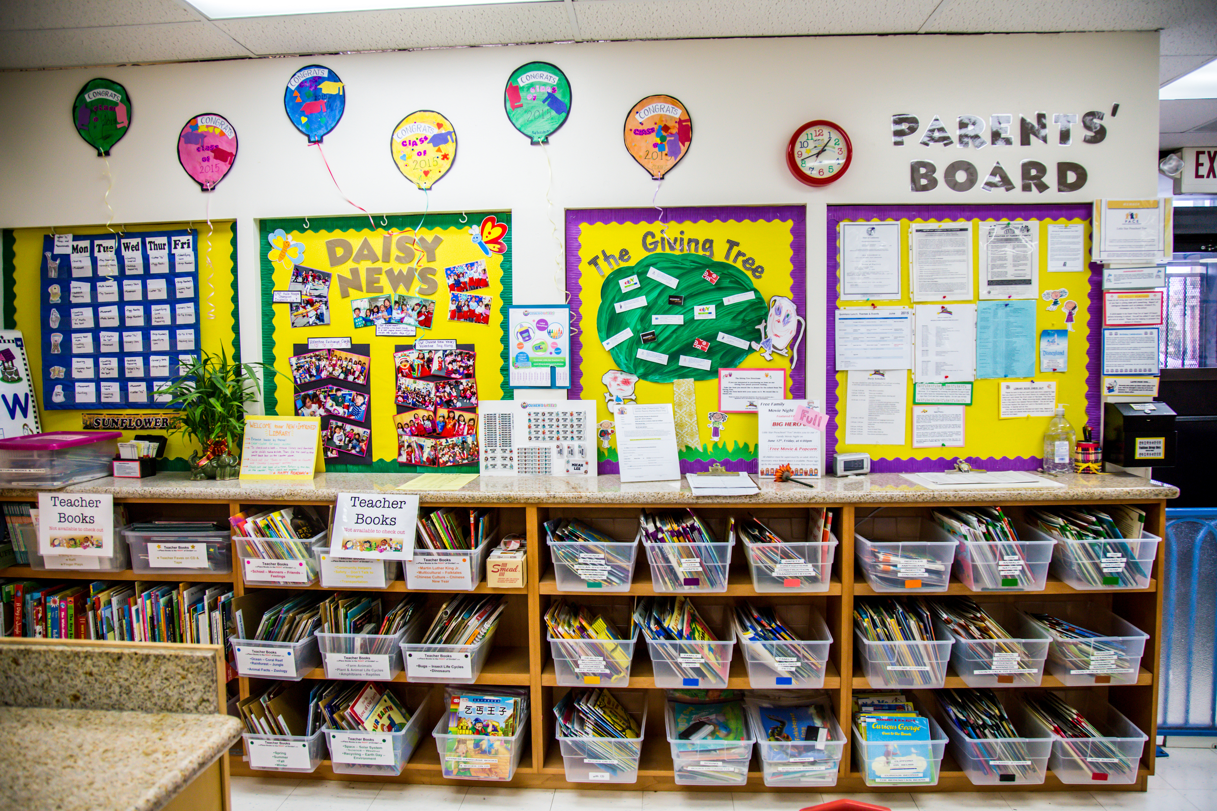 Our recently updated library holds books for children to browse and borrow in easy to access, color-coded, themed bins. Special collections include Chinese language books, seasonal books, and books on CD.