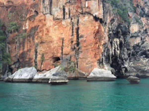 Thai