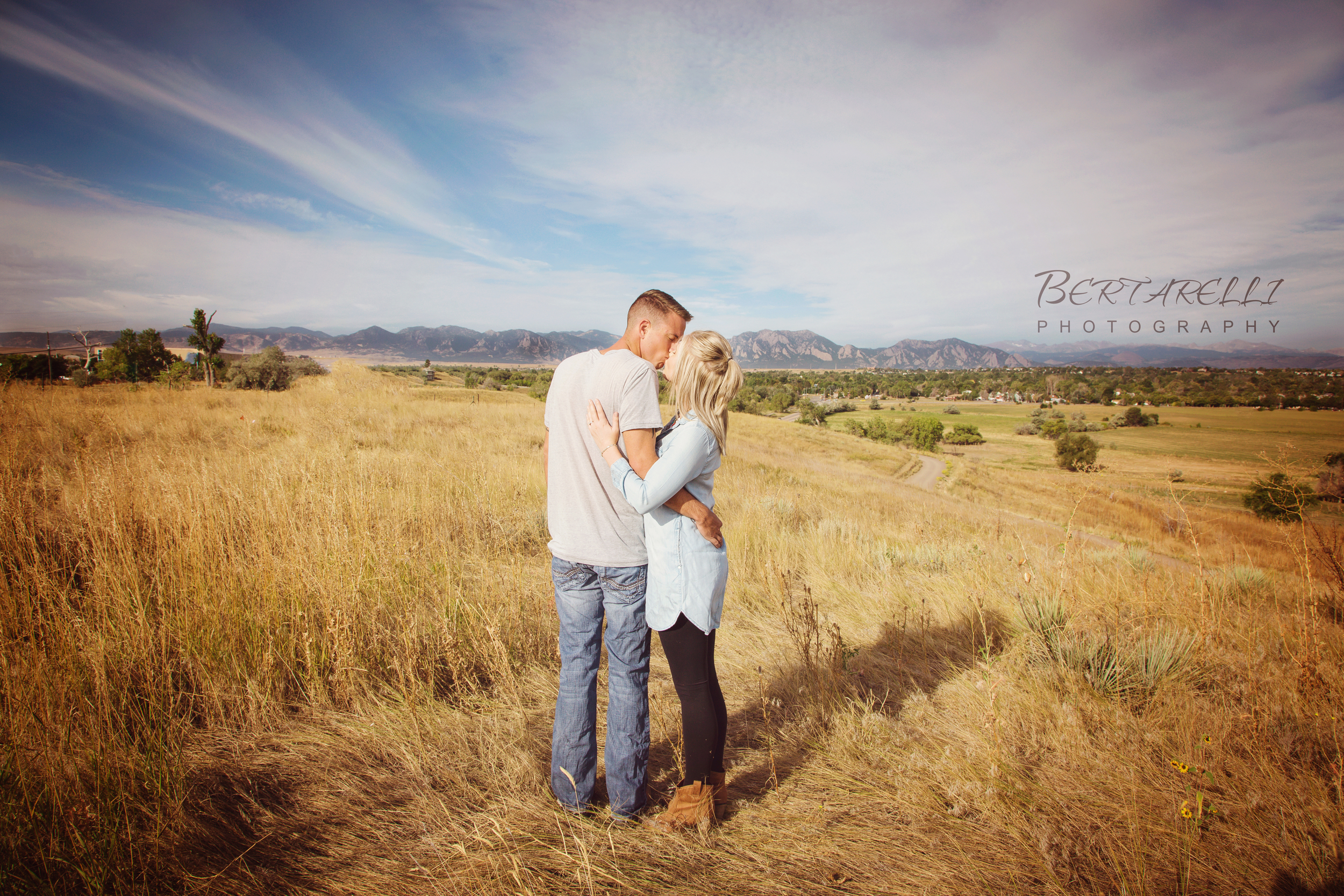 Engagement photo 2015-36 post.jpg