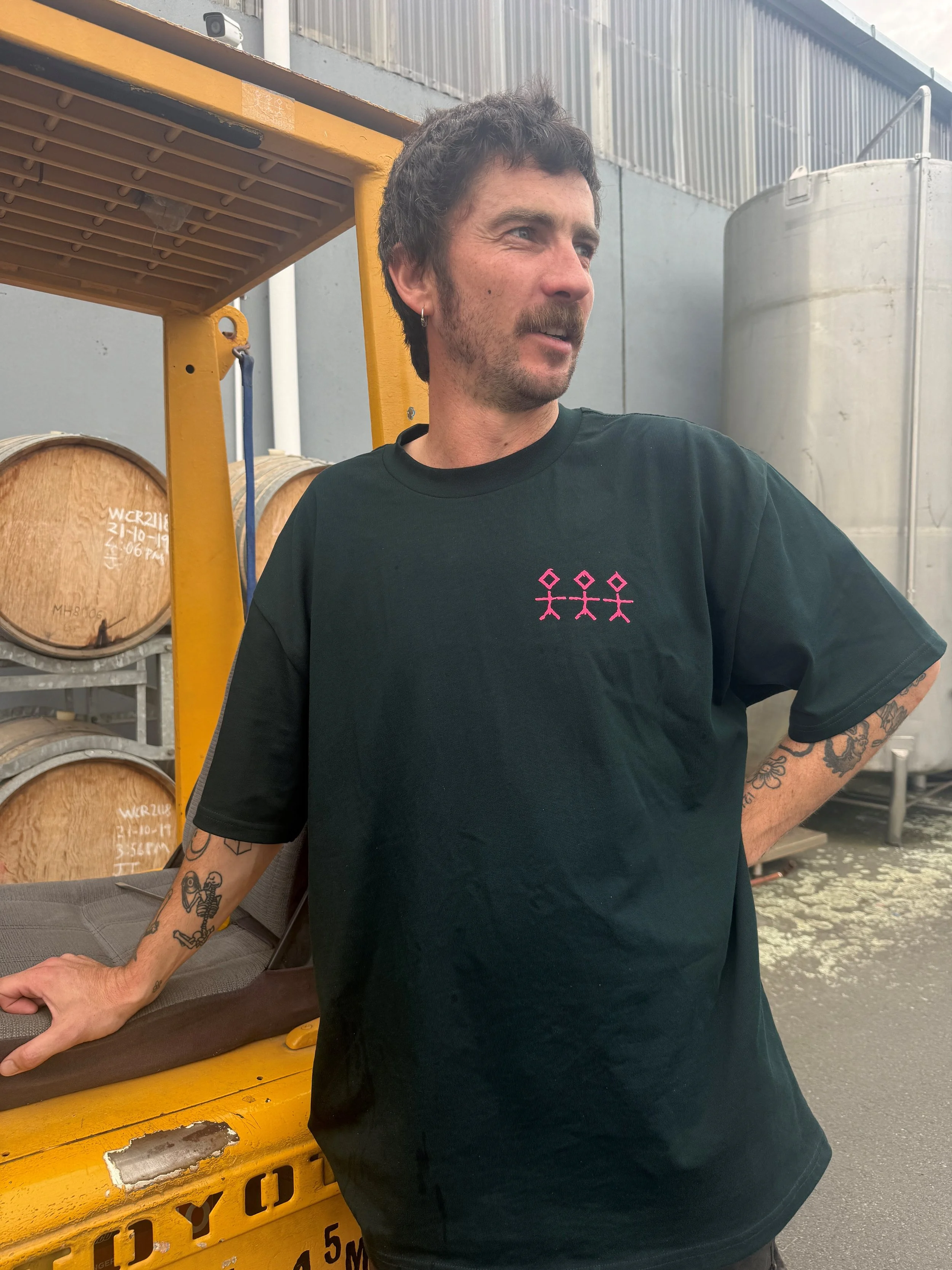 tee.jpg