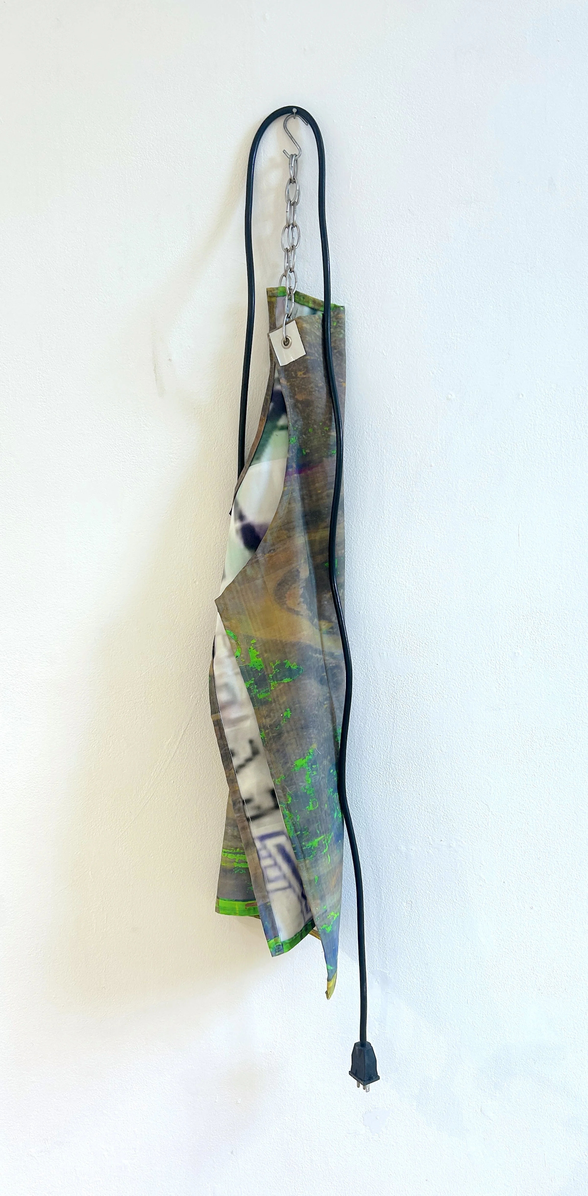 MINING APRON, ALUMINUM CHAIN, DIGITAL PRINT ON CANVAS, THREAD, CORD