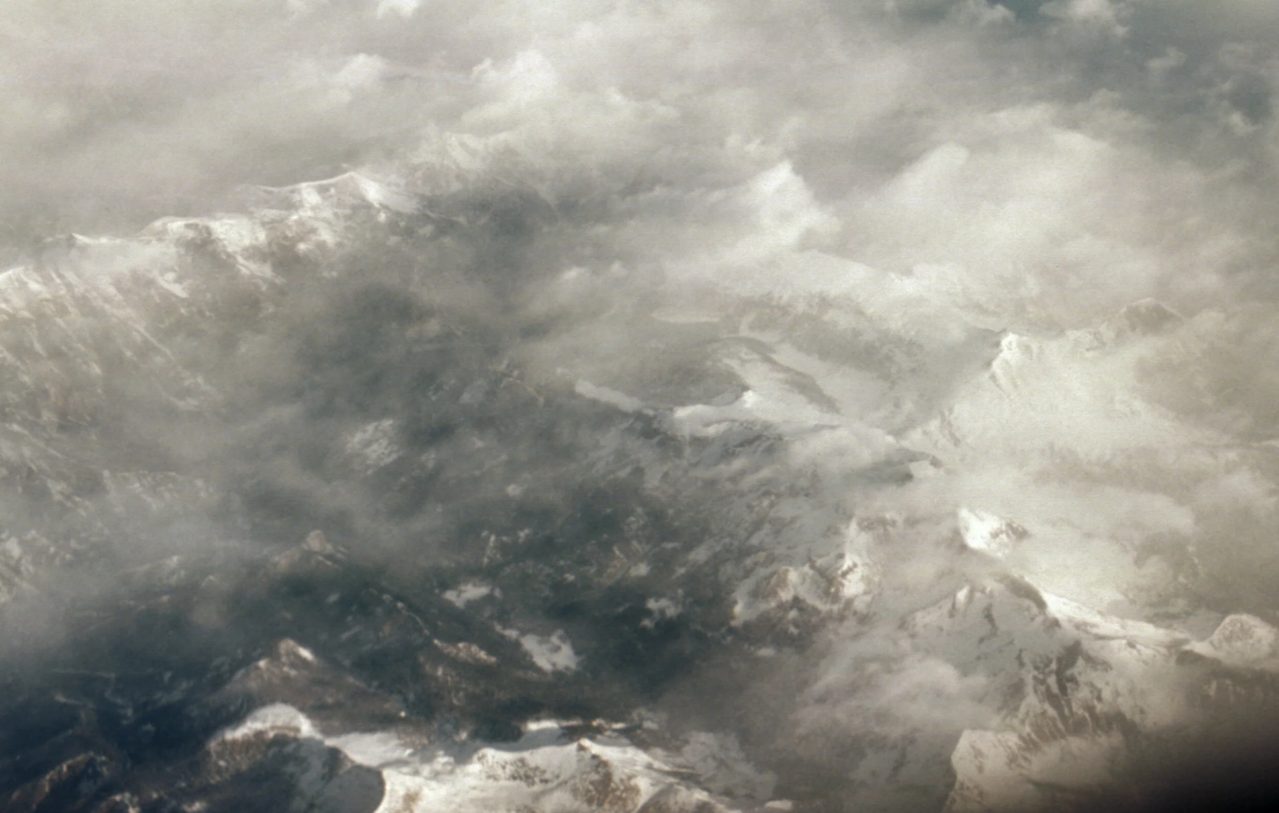 MountainsFromPlanetoLA.jpg