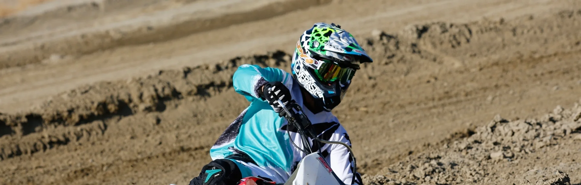 2014-SSR-Motorsports-SR250-action-3.jpg