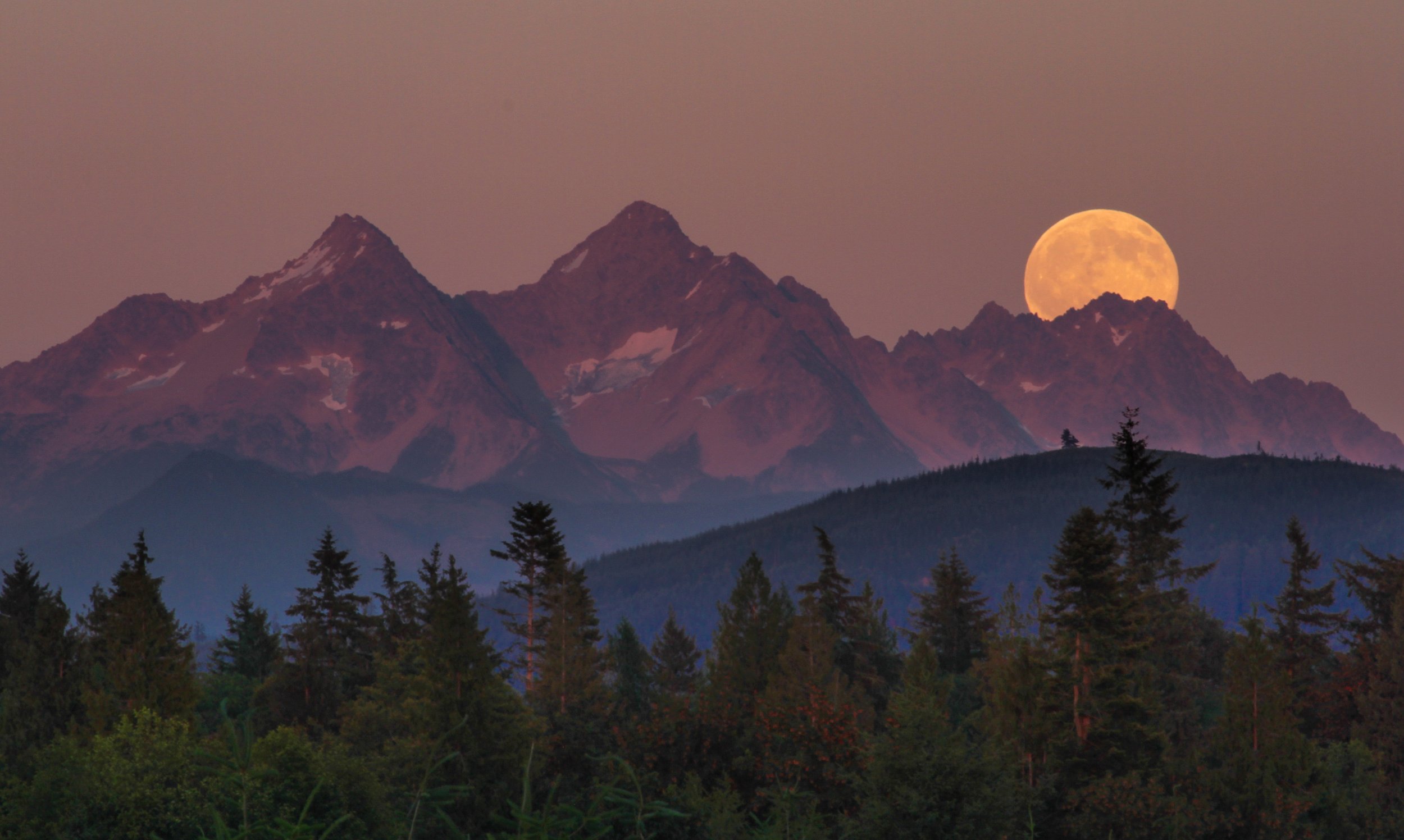 Ladies Night Out - Moon of Chinook Wind