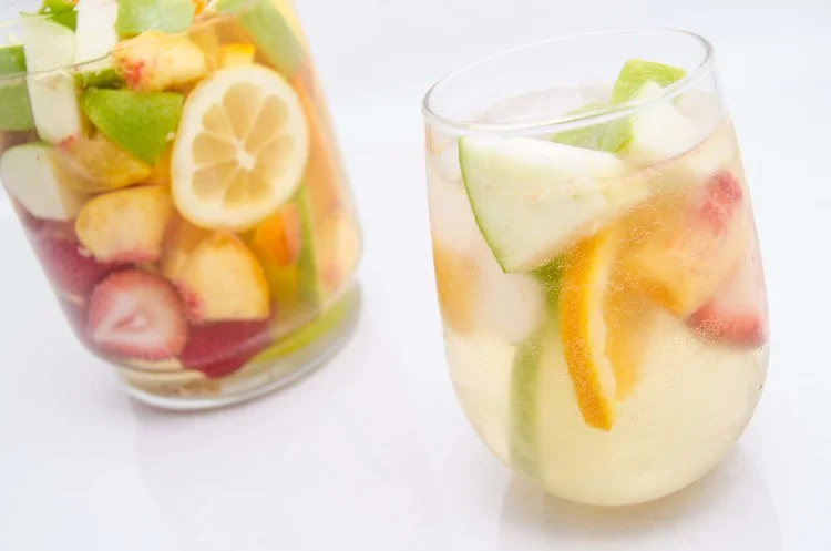 Cocktail of the Month: Warm Apple Pie Sangria