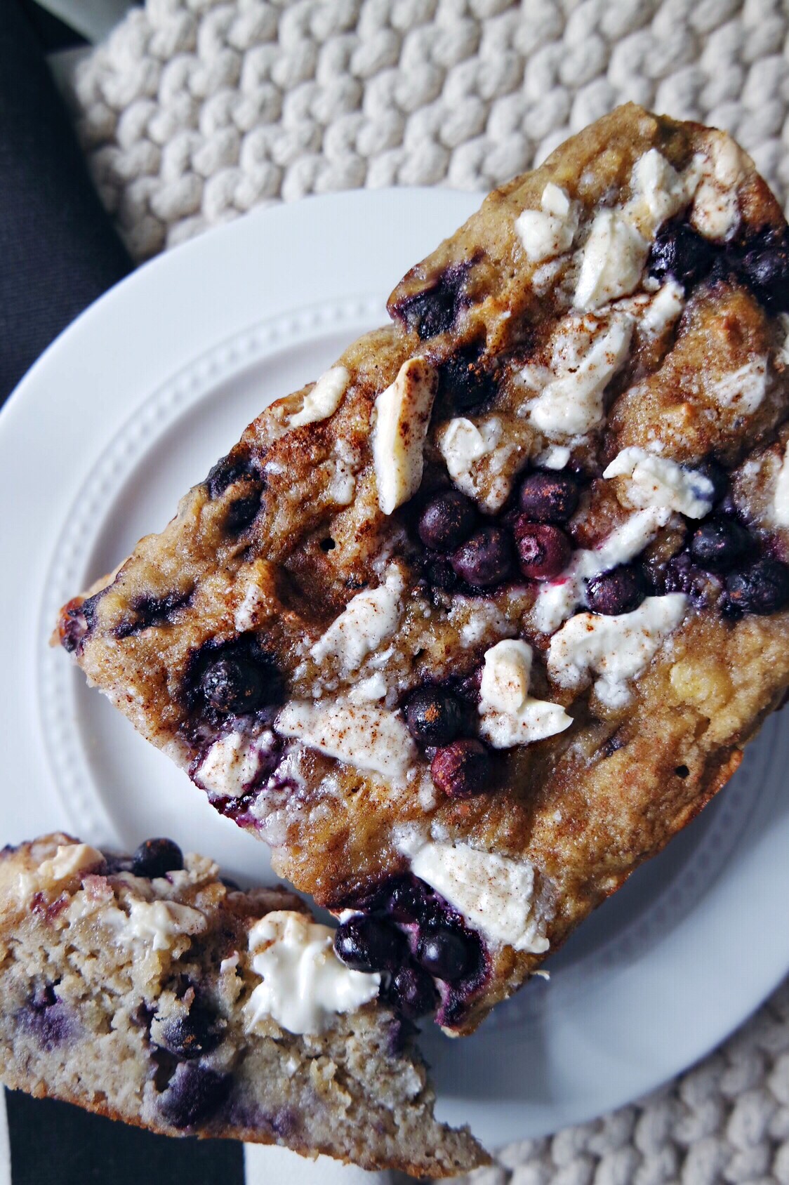 White Chocolate Blueberry Banana Bread Rushing To The Kitchen Homepage Rushing To The Kitchen